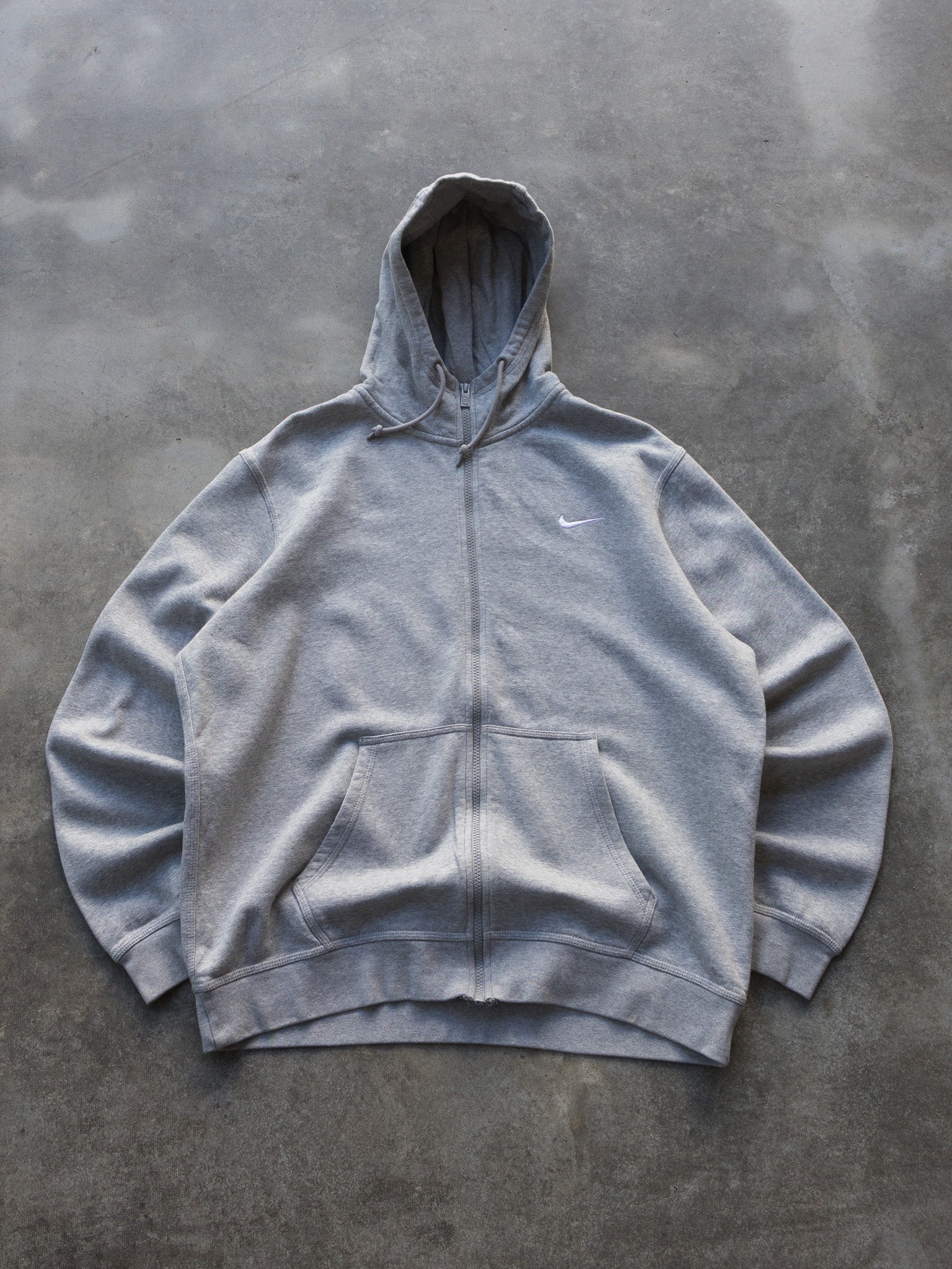 Vintage Grey Nike Zip Hoodie (XL)