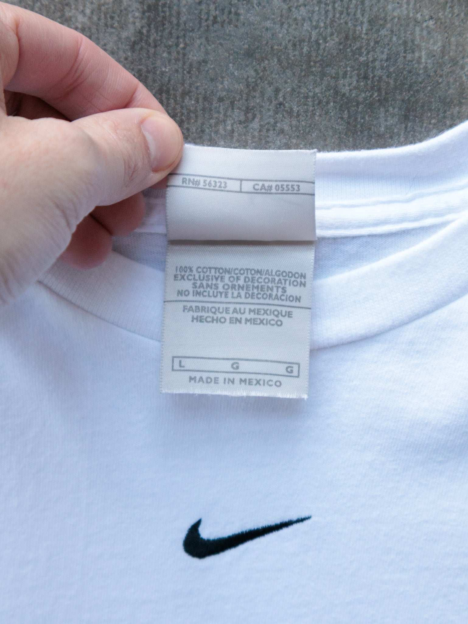 Vintage White Nike Long Sleeve (L)