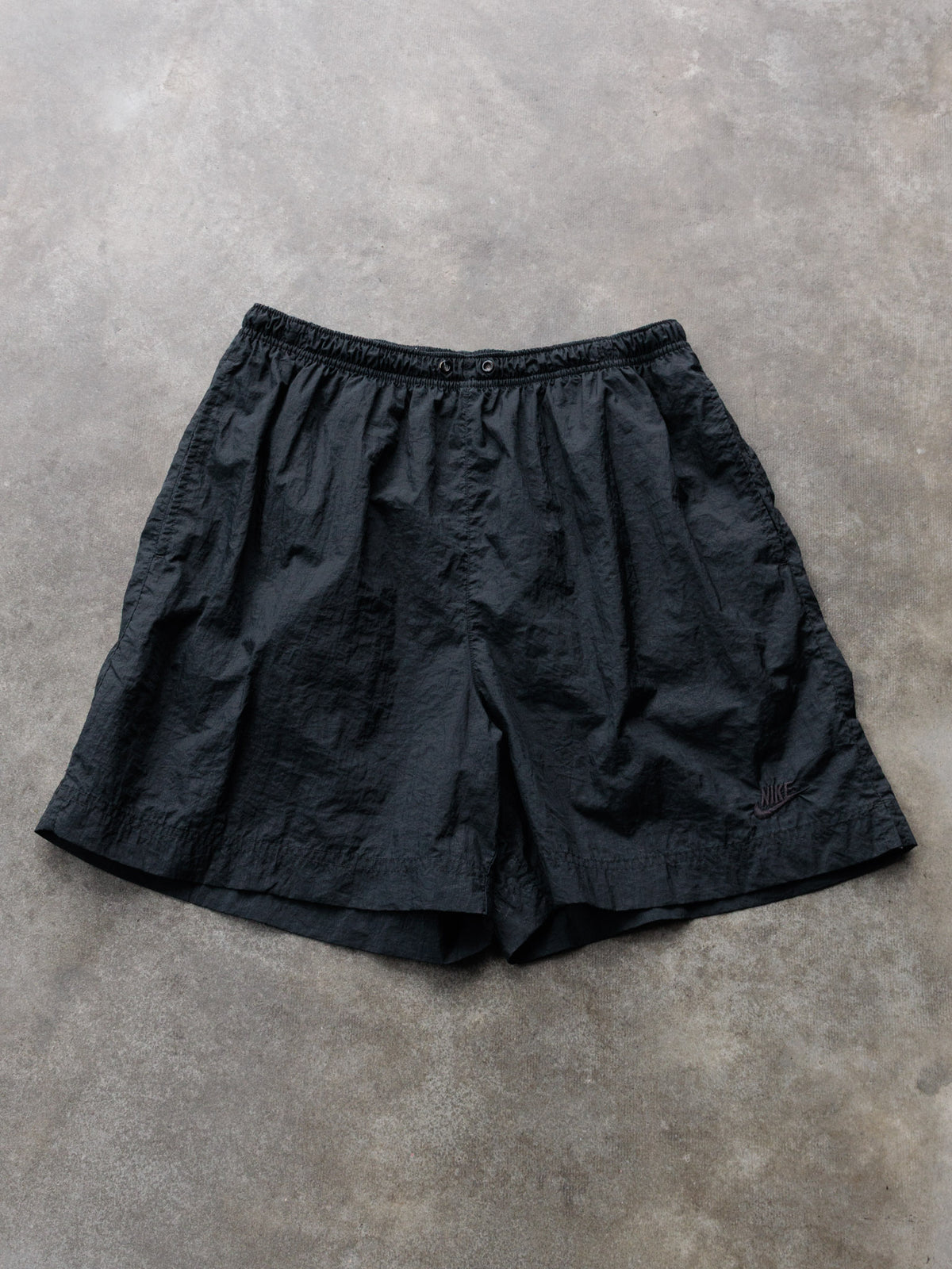 Vintage 90s Black Nike Shorts (Women's L)