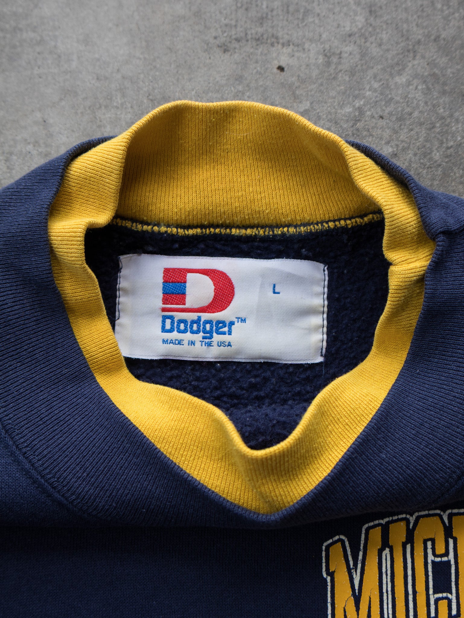 Vintage 90s Navy & Yellow Michigan Sweatshirt (L)