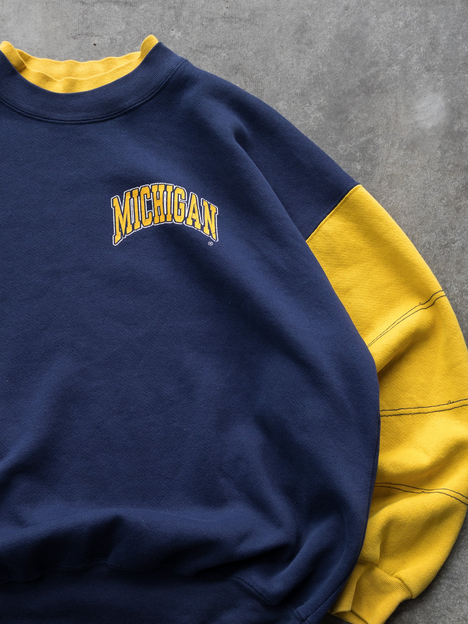 Vintage 90s Navy & Yellow Michigan Sweatshirt (L)
