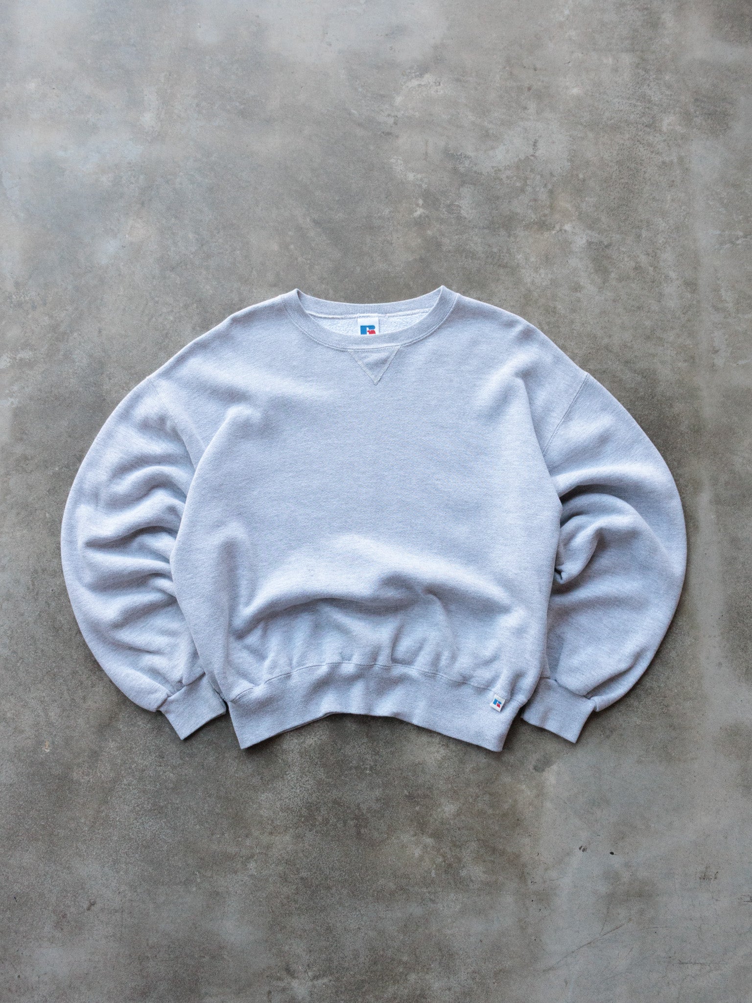 Vintage Grey Russell Athletic Sweatshirt (L)