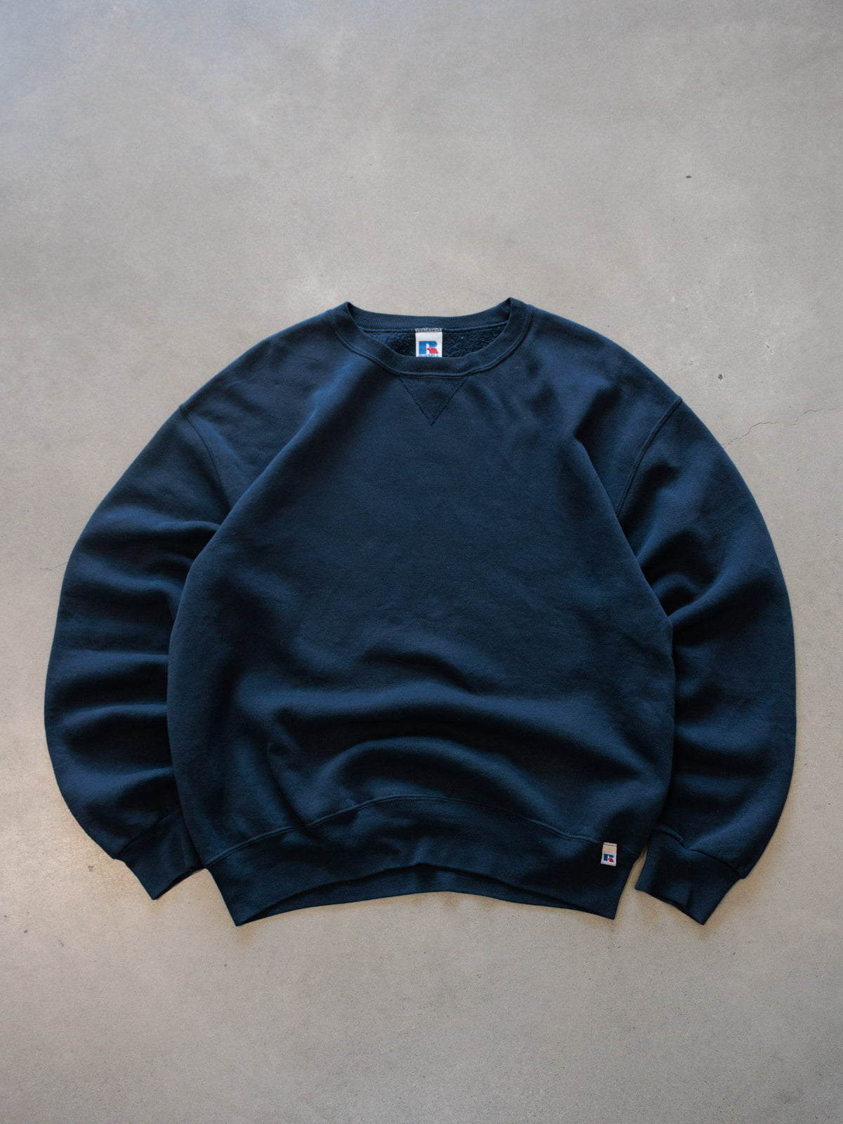 Vintage Navy Russell Athletic Sweatshirt (L)