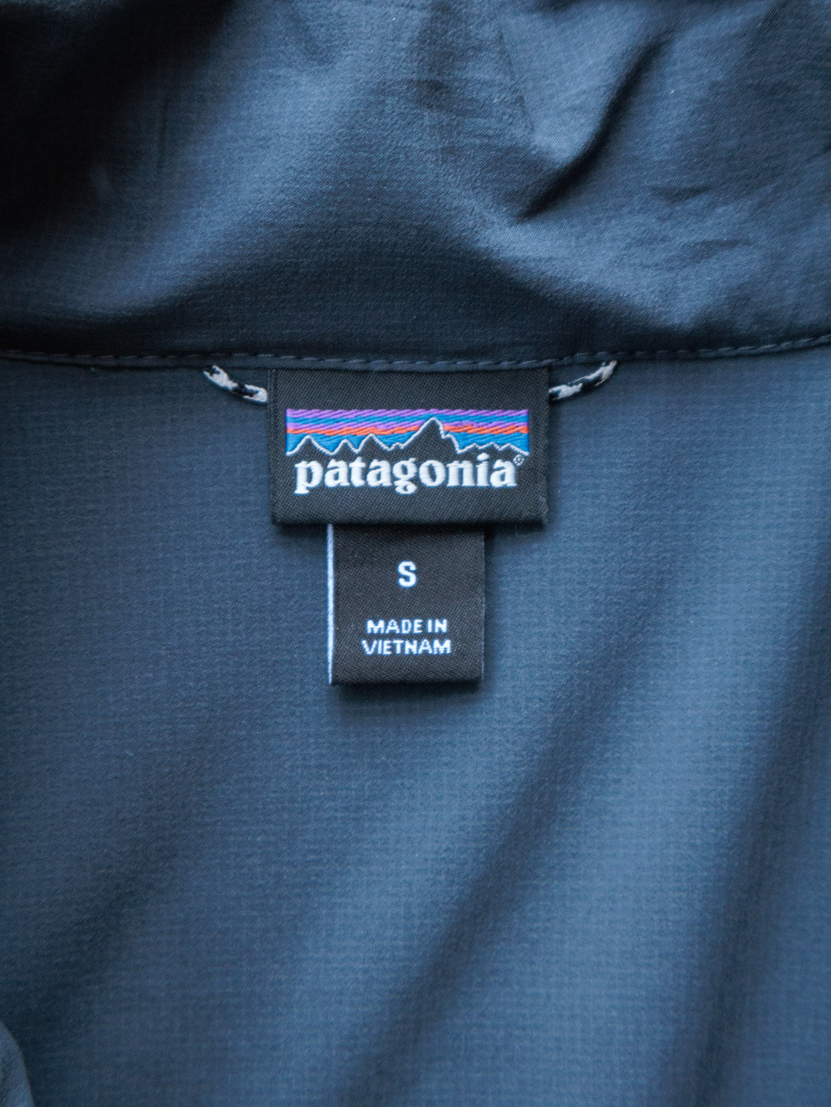 Vintage Navy Patagonia Windbreaker (S)
