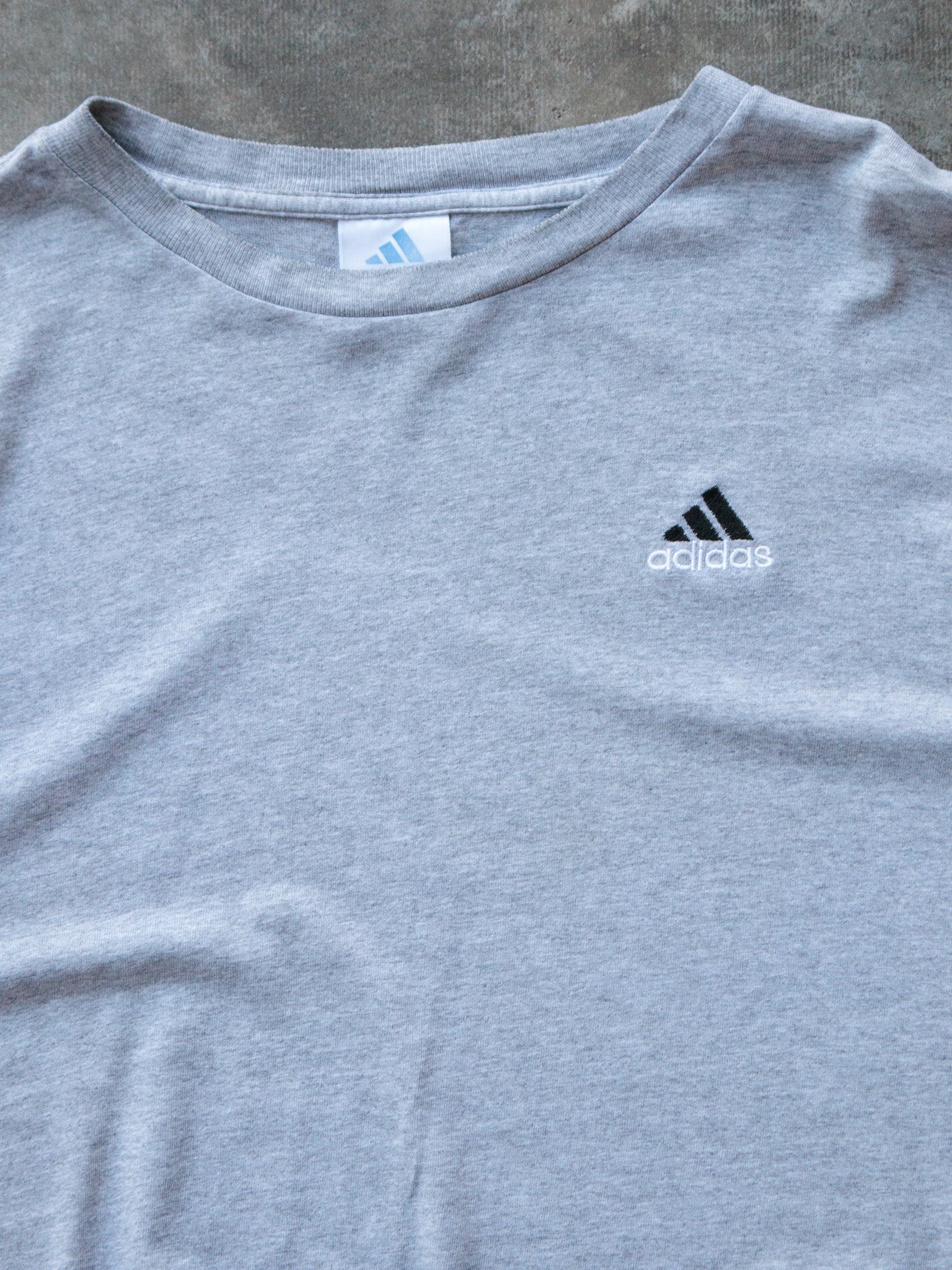 Vintage Grey Adidas Long Sleeve (-)