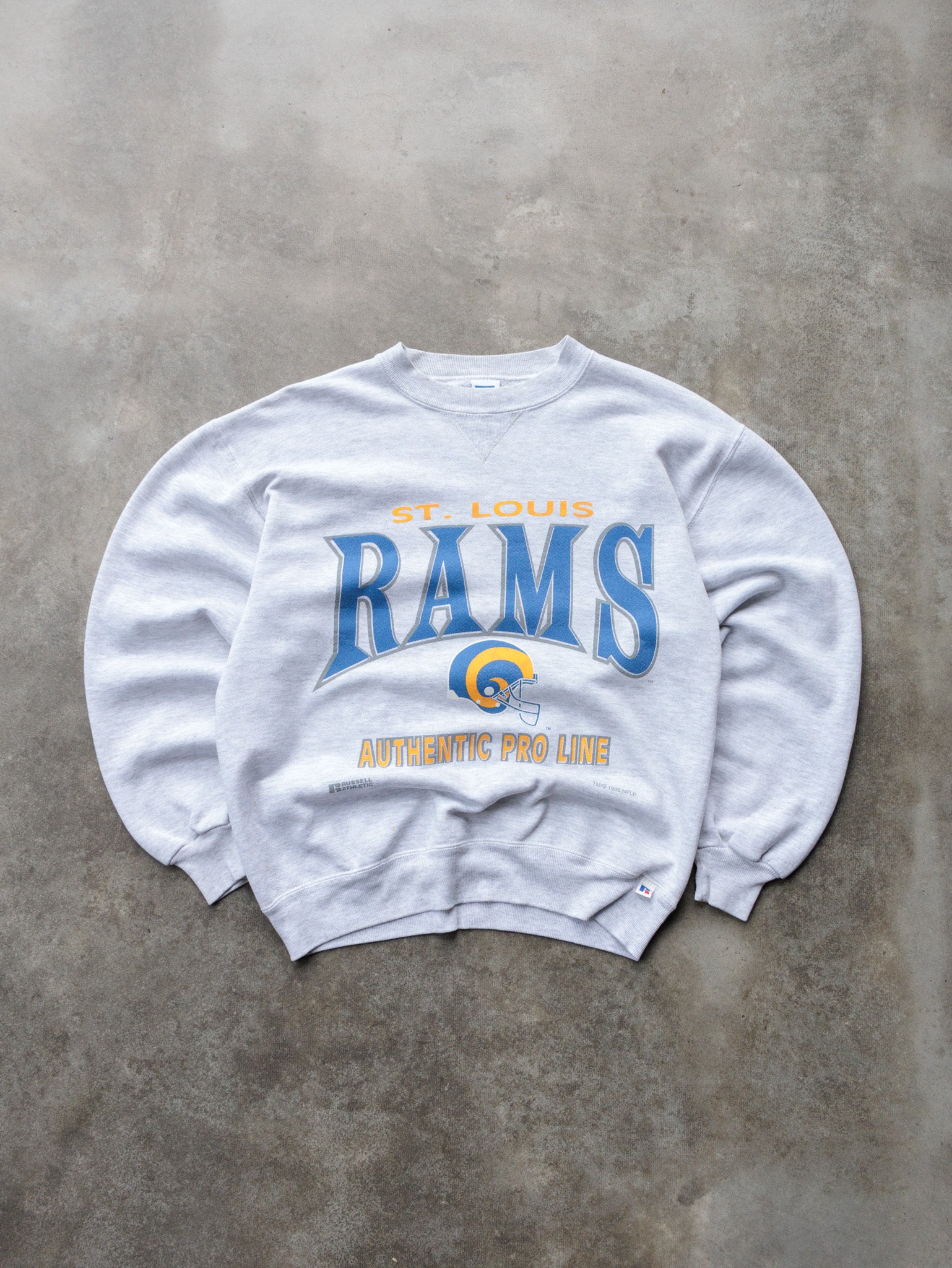 Vintage 1995 Russell Athletic St. Louis Rams Sweatshirt (M)