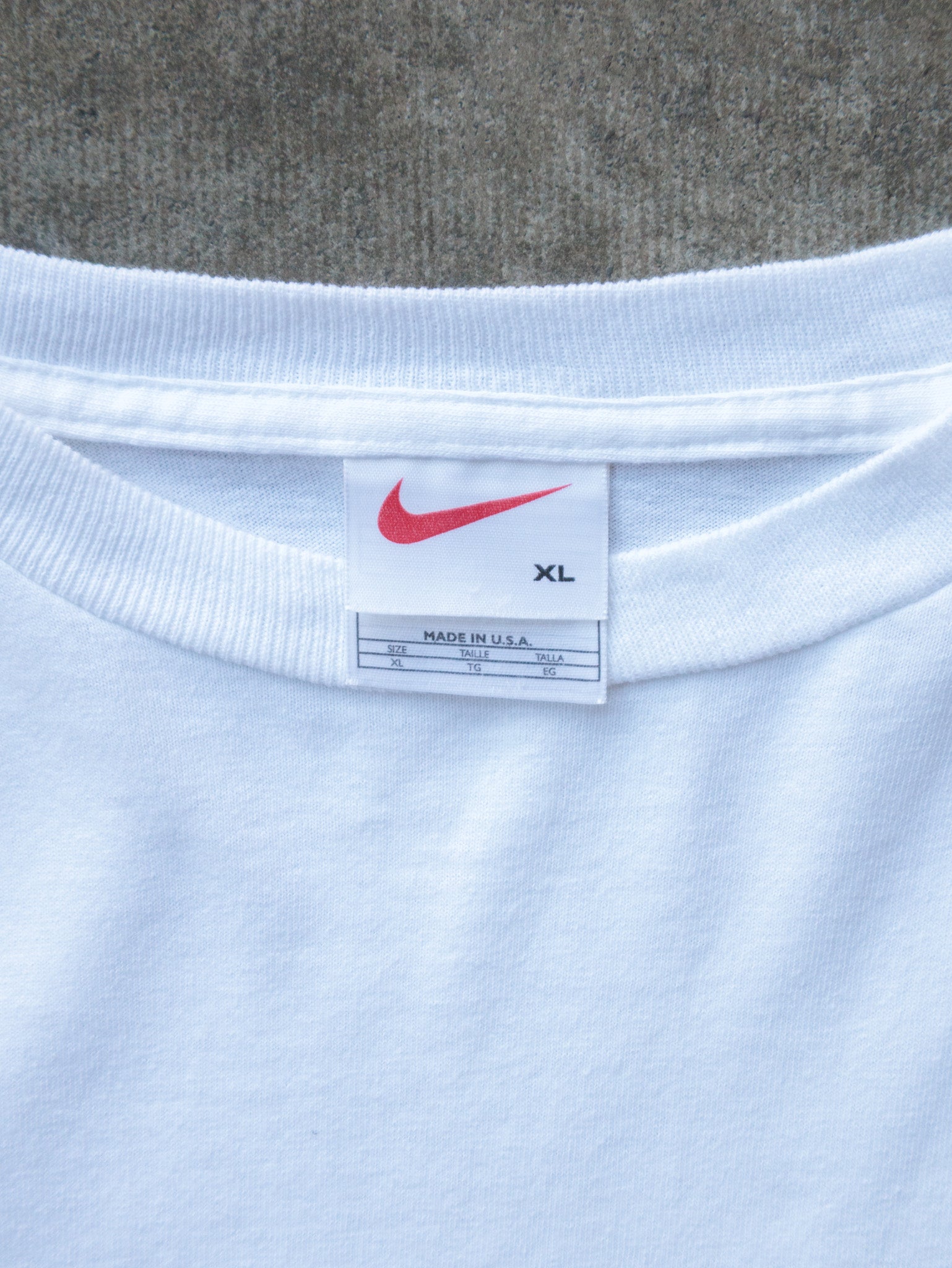 Vintage 90s White Nike Long Sleeve (XL)