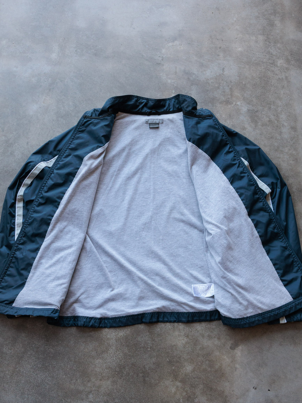 Vintage 00s Navy Nike Jacket (L)