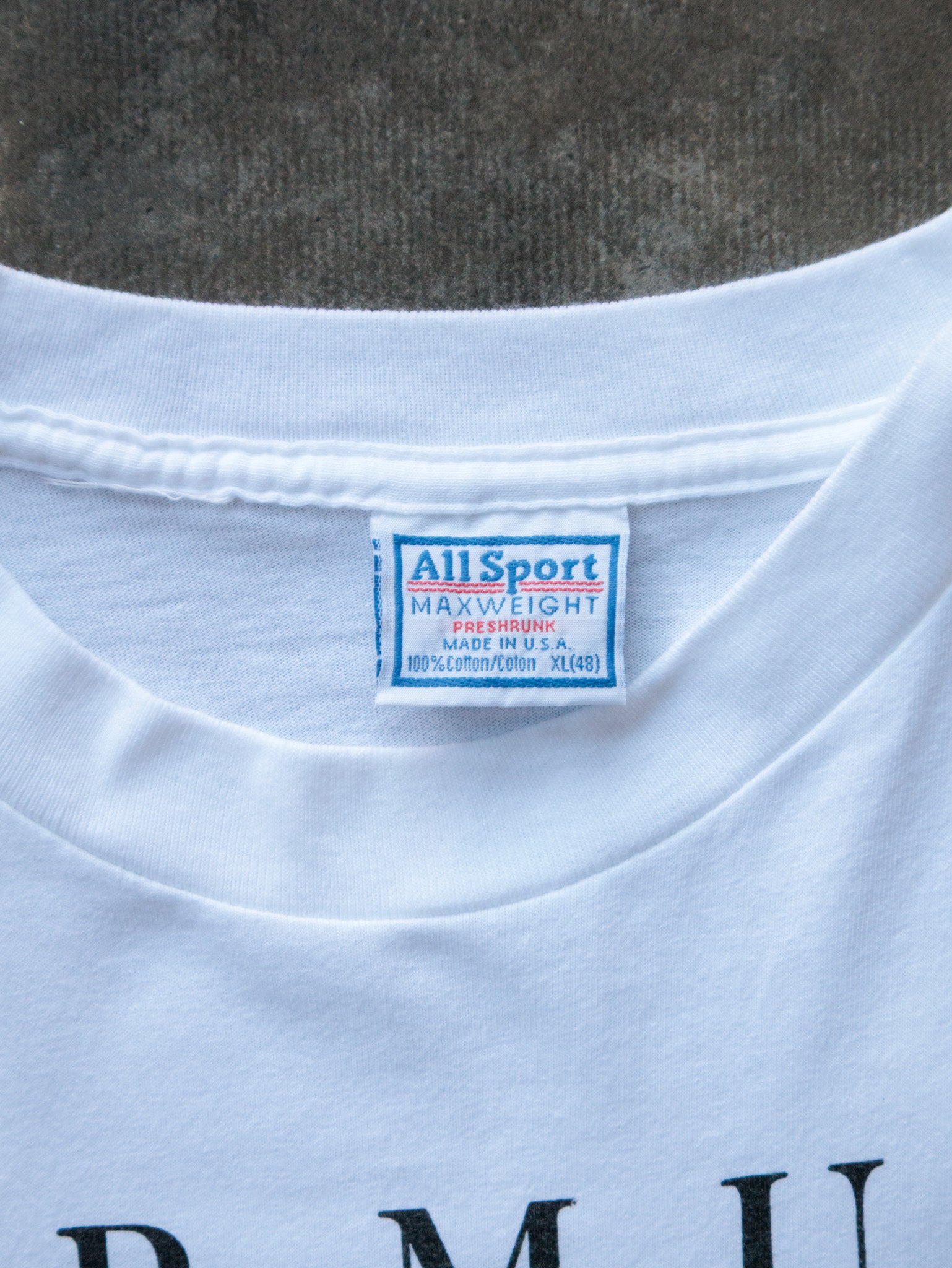 Vintage 90s White Bermuda Style Tee (XL)