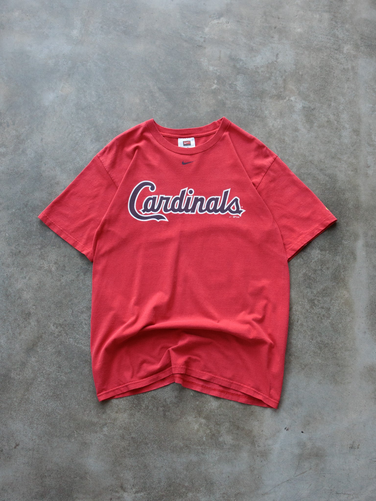 Vintage 2004 Red Cardinals Nike Tee (M)