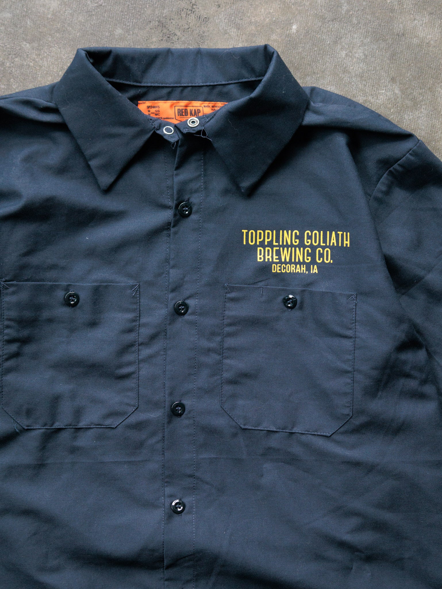Vintage Navy Red Kap Toppling Goliath Brewing Cropped Work Shirt (M)