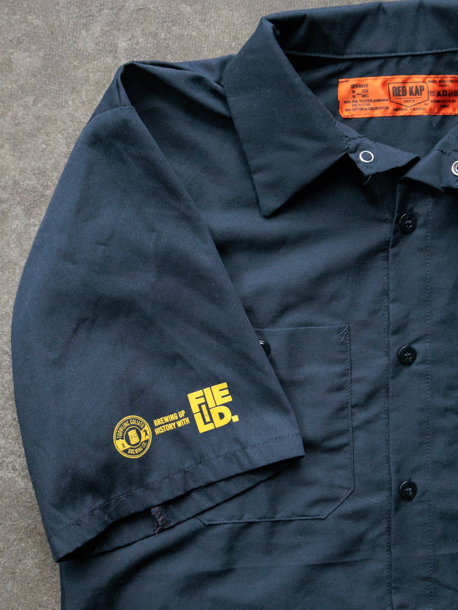 Vintage Navy Red Kap Toppling Goliath Brewing Cropped Work Shirt (M)