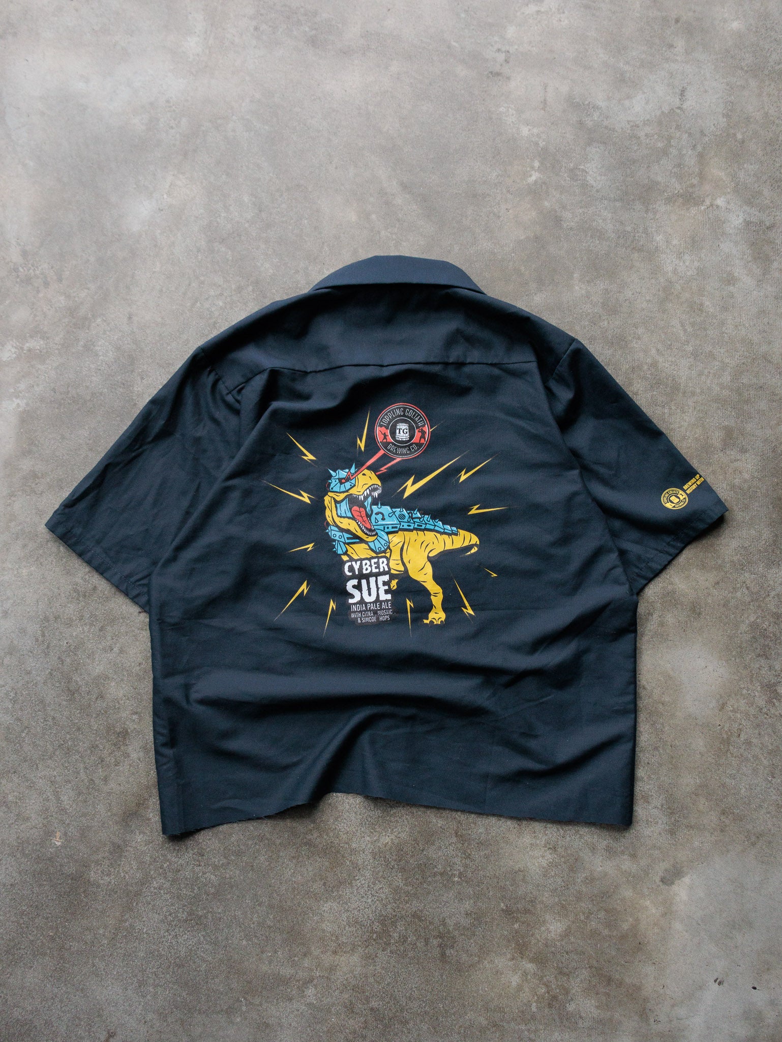 Vintage Navy Red Kap Toppling Goliath Brewing Cropped Work Shirt (M)