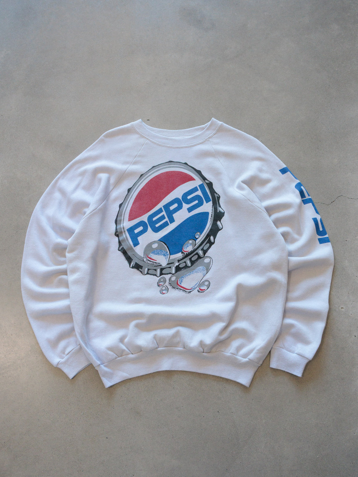 Vintage White Pepsi Bottle Cap Sweatshirt (L)