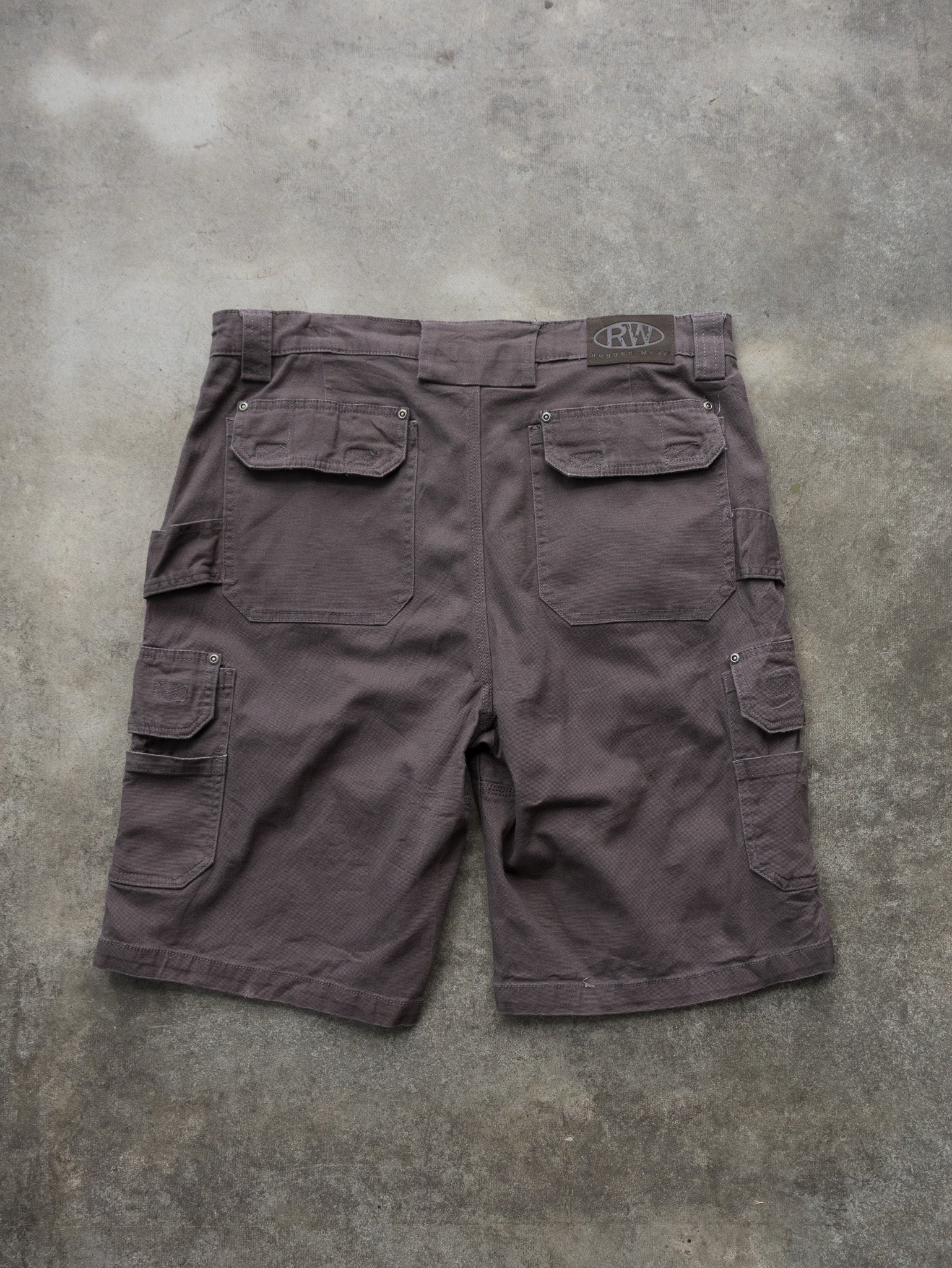 Vintage 00s Charcoal Rugged Wear Cargo Shorts (W36)