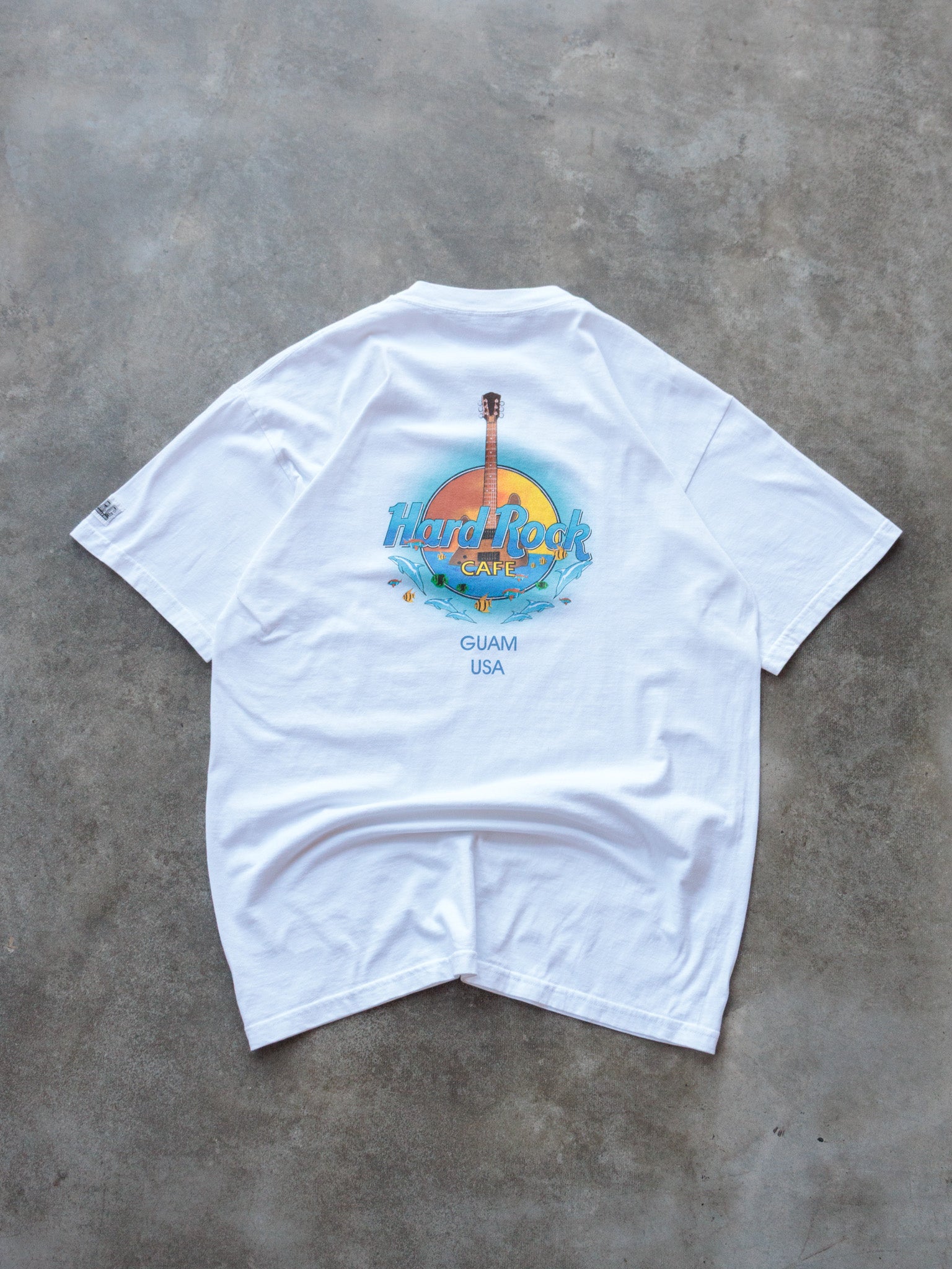 Vintage White Hard Rock Cafe Guam Dolphin Tee (L)