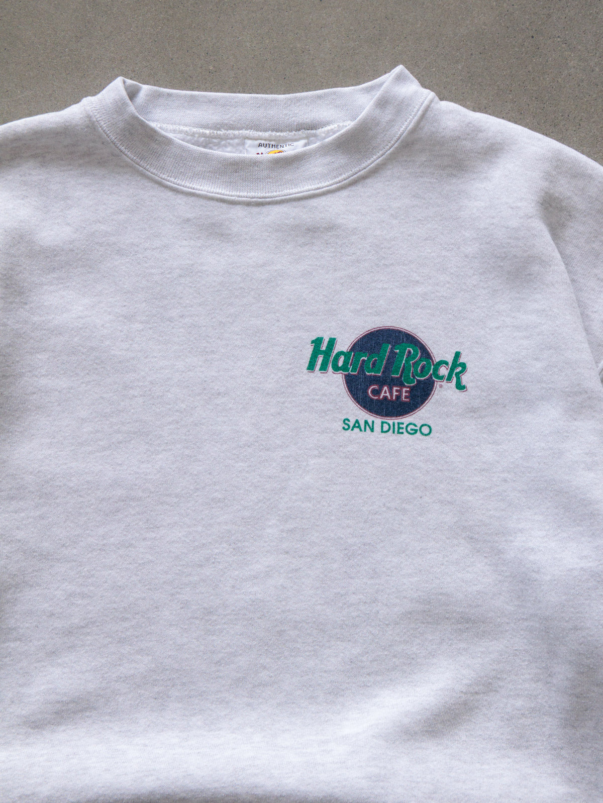 Vintage 90s Grey Hard Rock Cafe San Diego Sweatshirt (M)