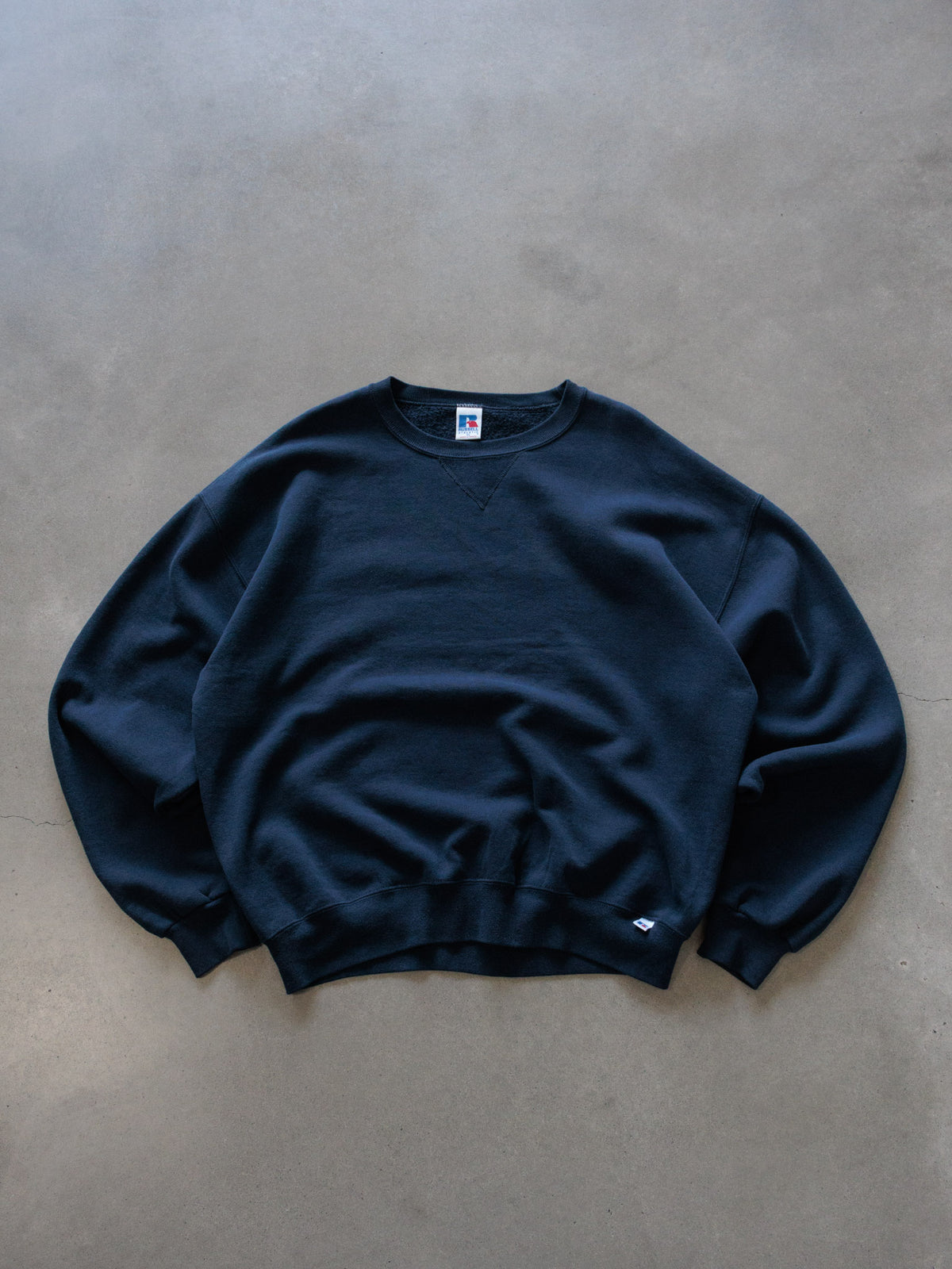 Vintage Navy Russell Athletic Sweatshirt (XL)