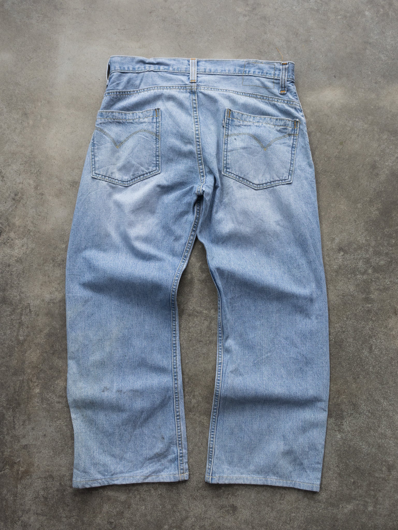 Vintage 00s Light Wash Levi's SilverTab Jeans (W30)