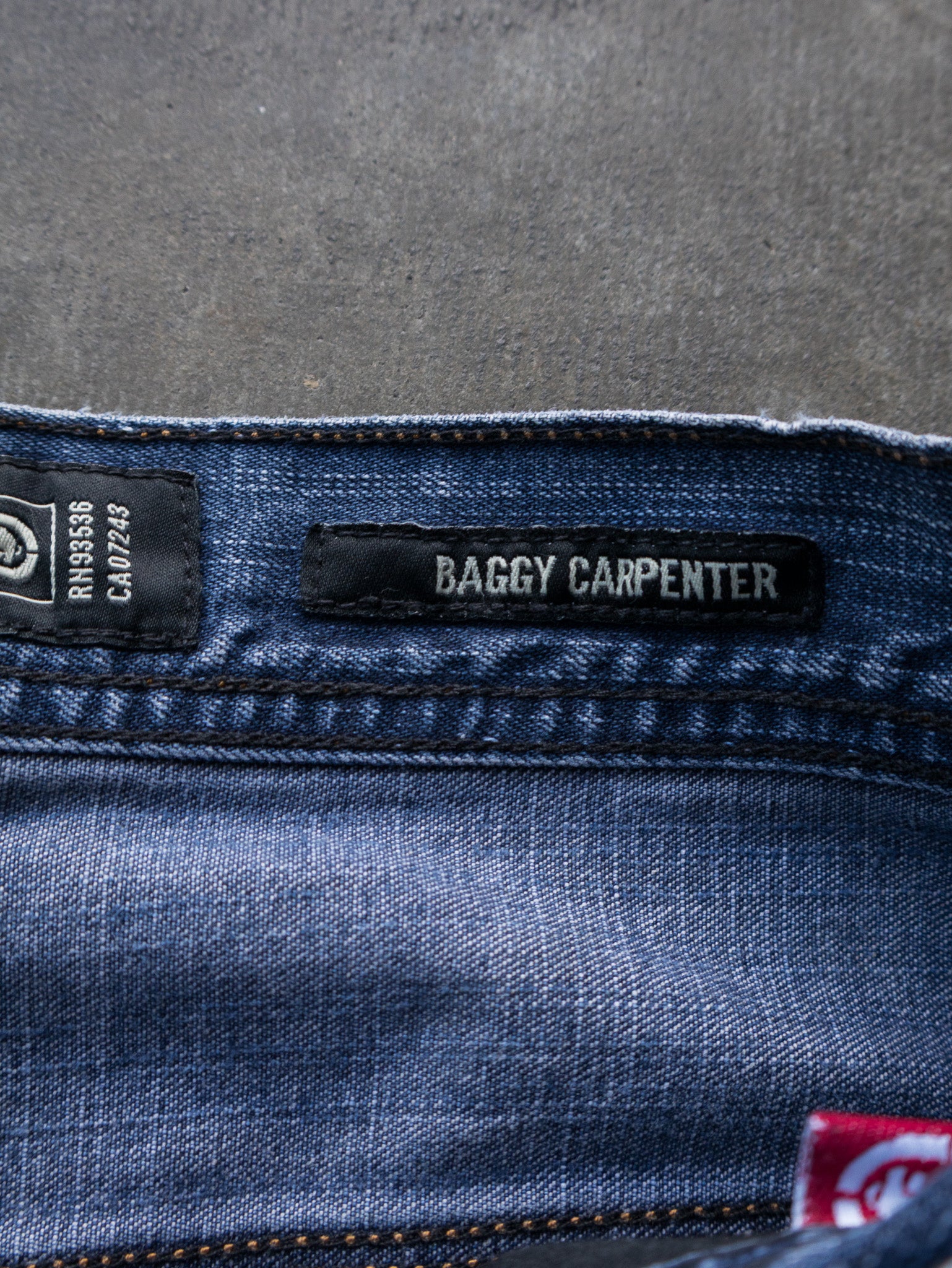 Vintage Ecko Carpenter Denim Shorts (W32)