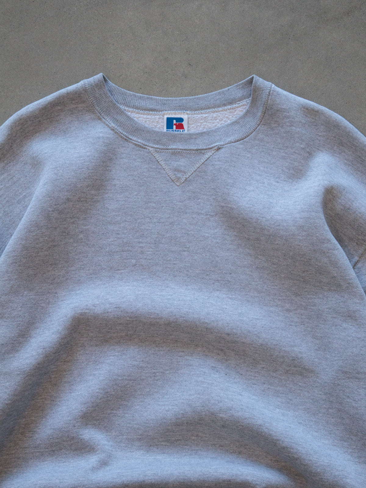 Vintage 90s Grey Russell Athletic Sweatshirt (L)