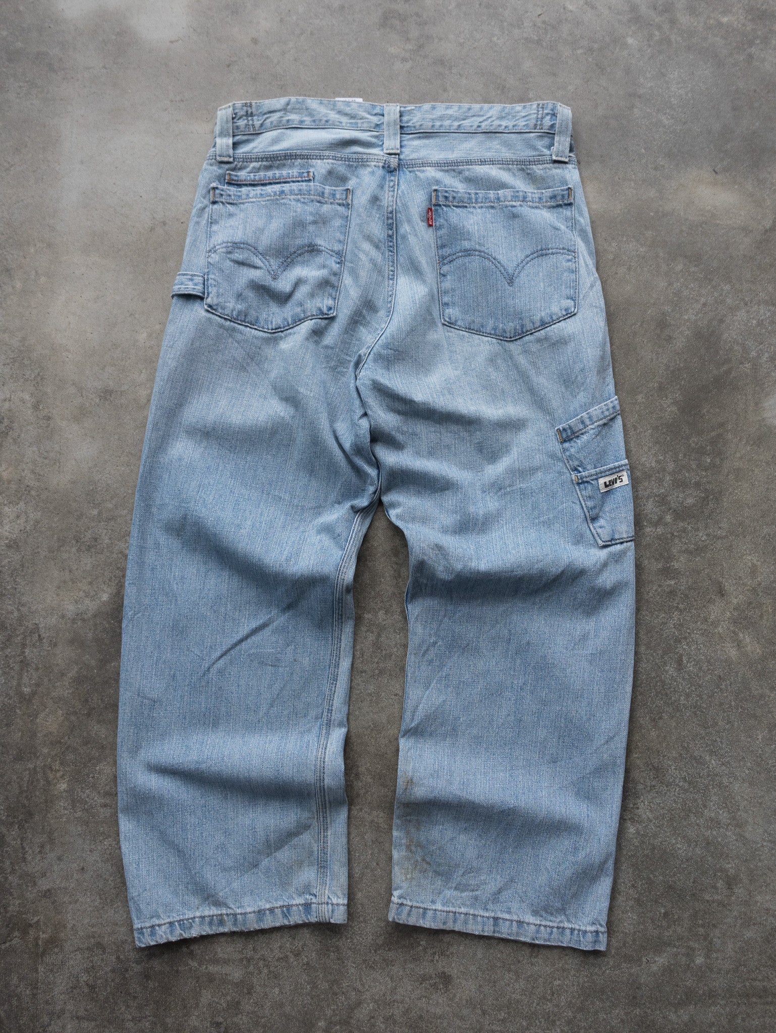 Vintage Levi's Carpenter Jeans (W34)