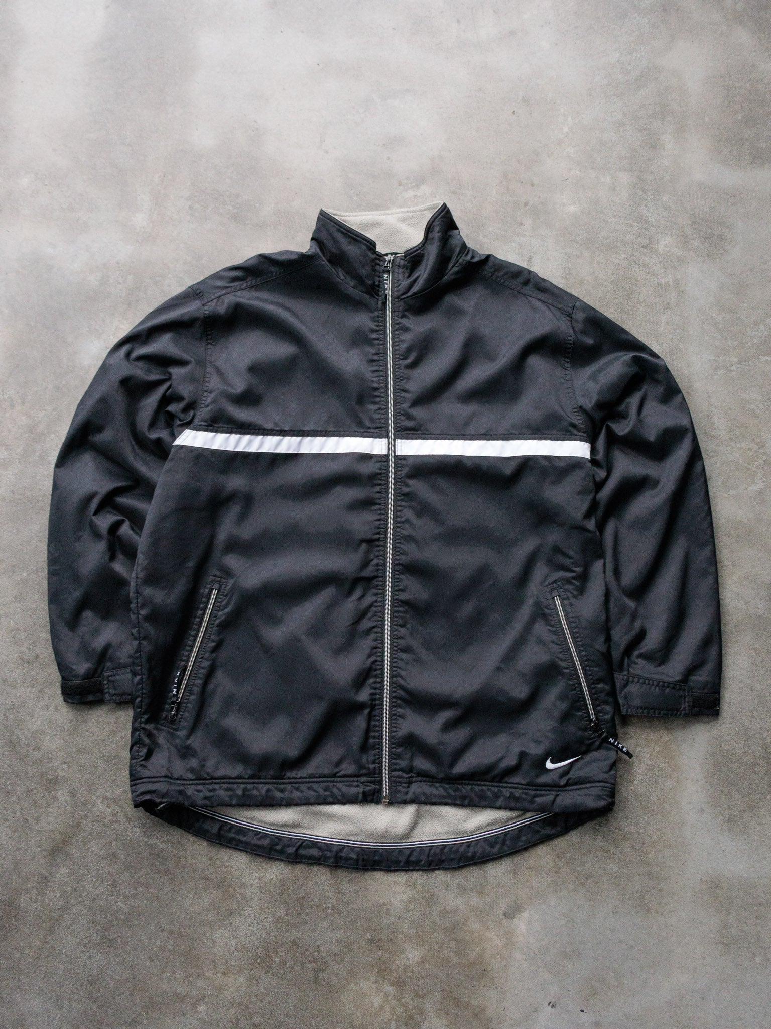 Vintage 90s Black Nike Fleece-Lined Jacket (L)