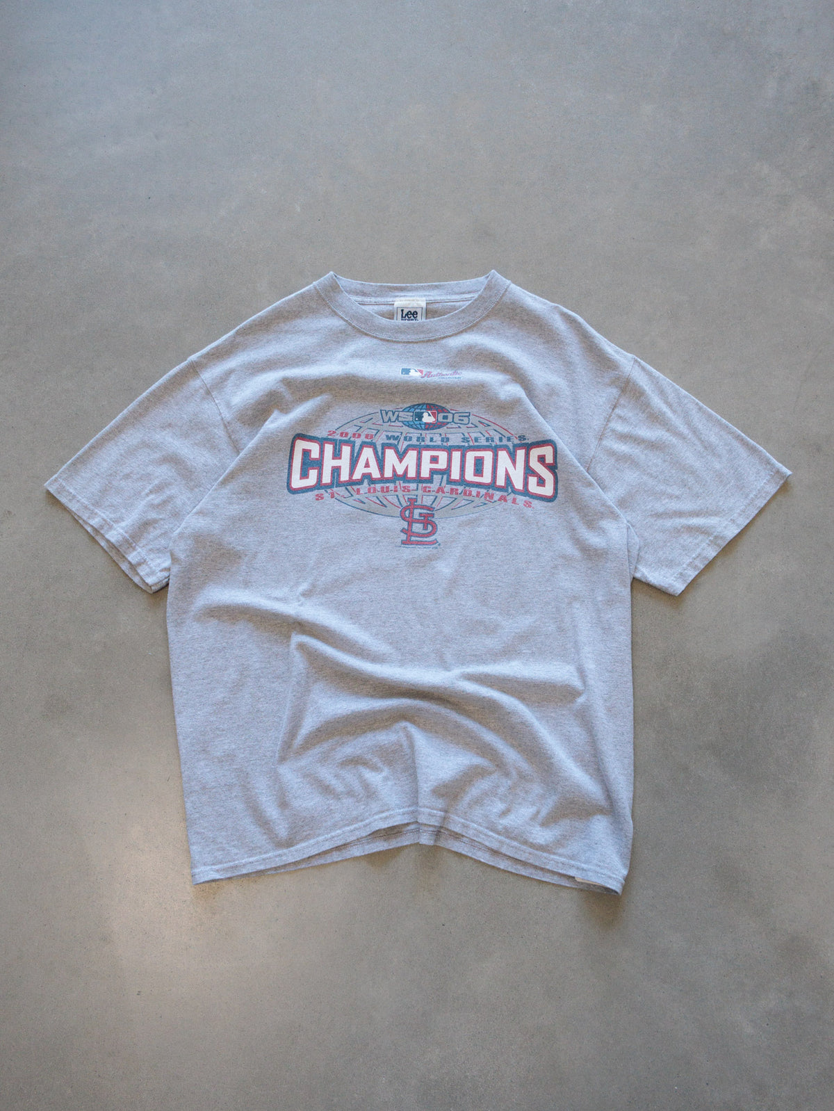 Vintage 2006 Grey Lee Sport St. Louis Cardinals World Series Champions Tee (-)