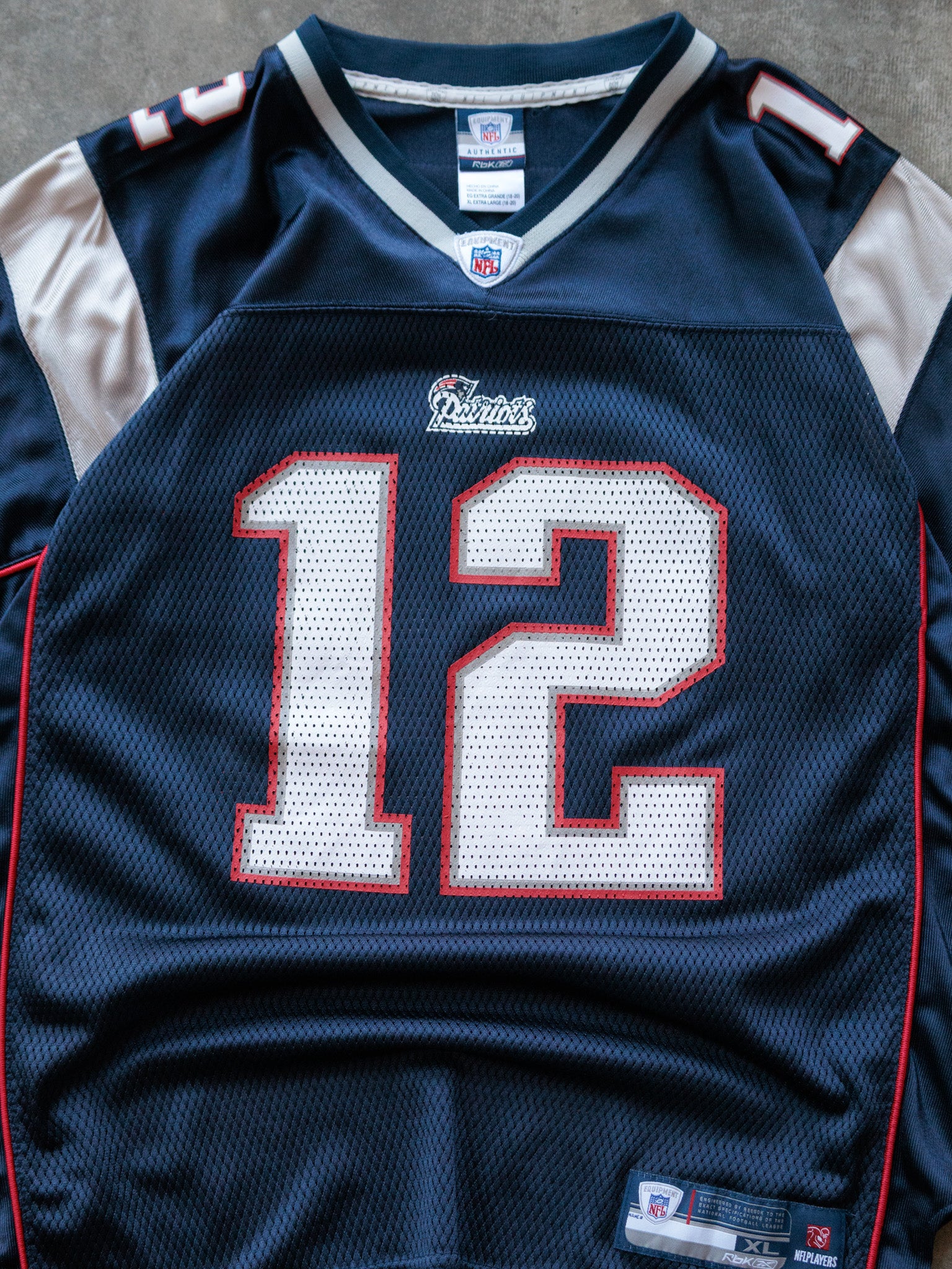 Vintage 00s Navy Reebok New England Patriots Tom Brady Jersey (XL)