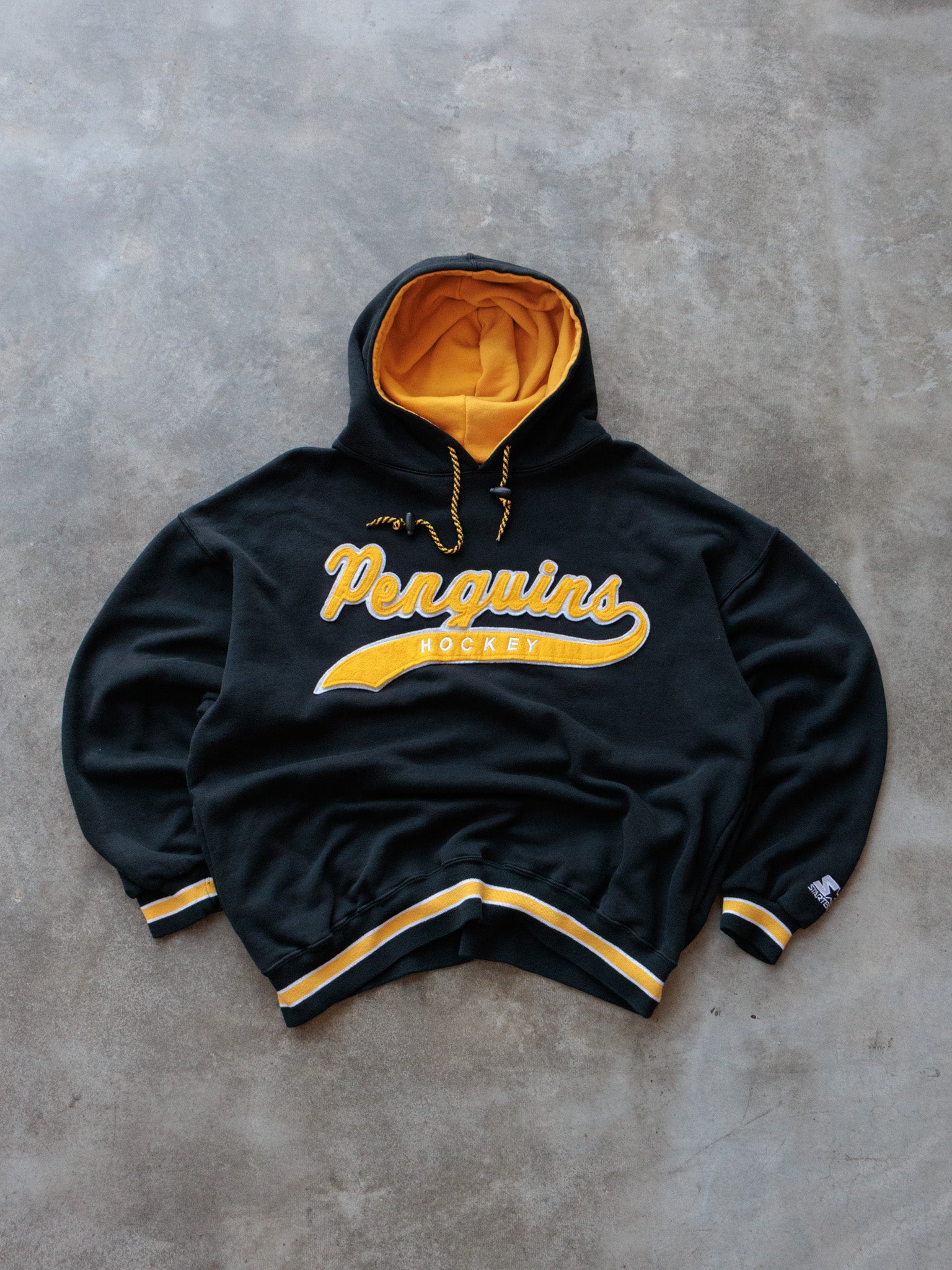 Vintage 90s Black Pittsburgh Penguins Starter Hoodie (XL)