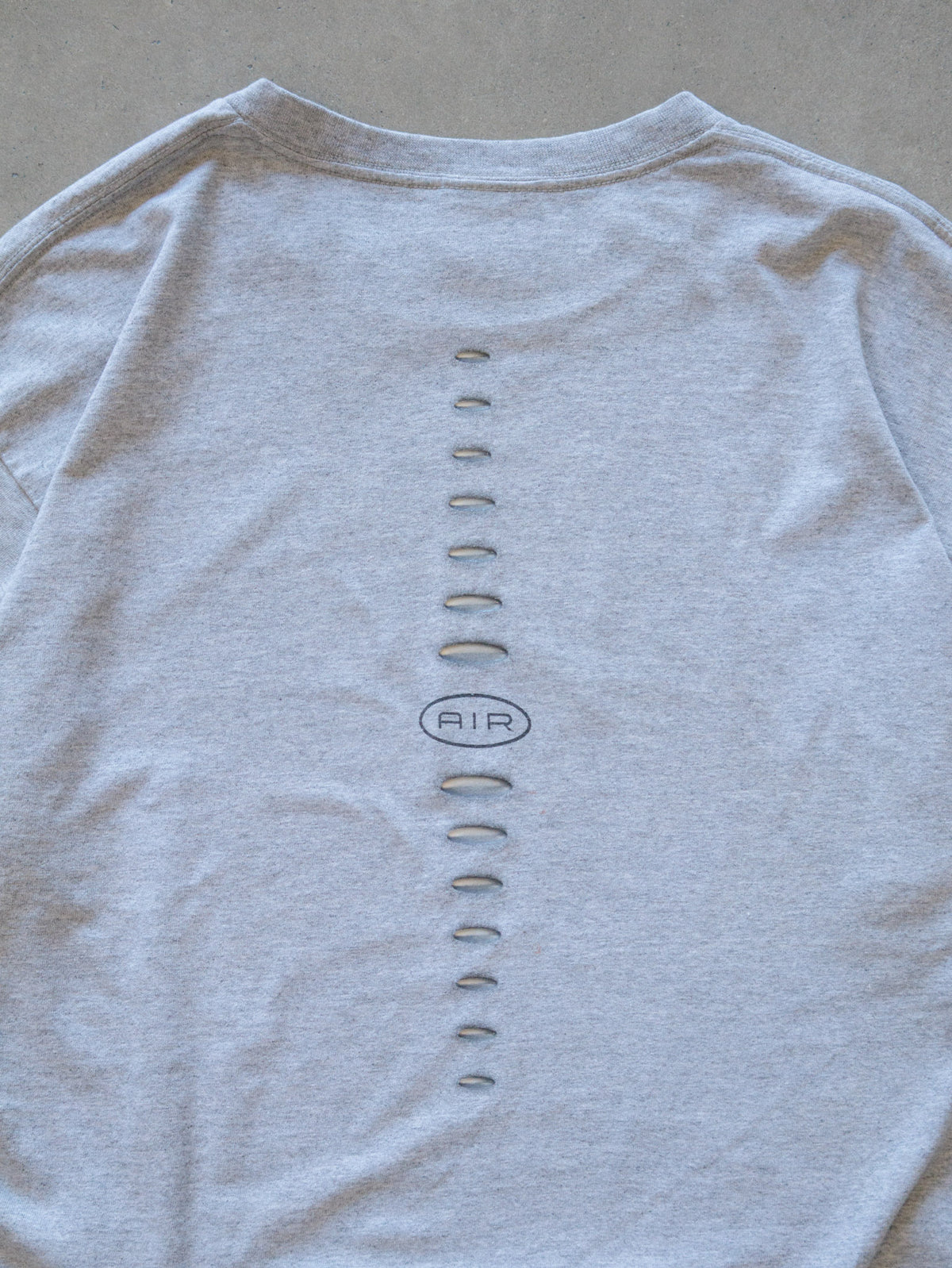 Vintage 00s Grey Nike Air Tee (L)