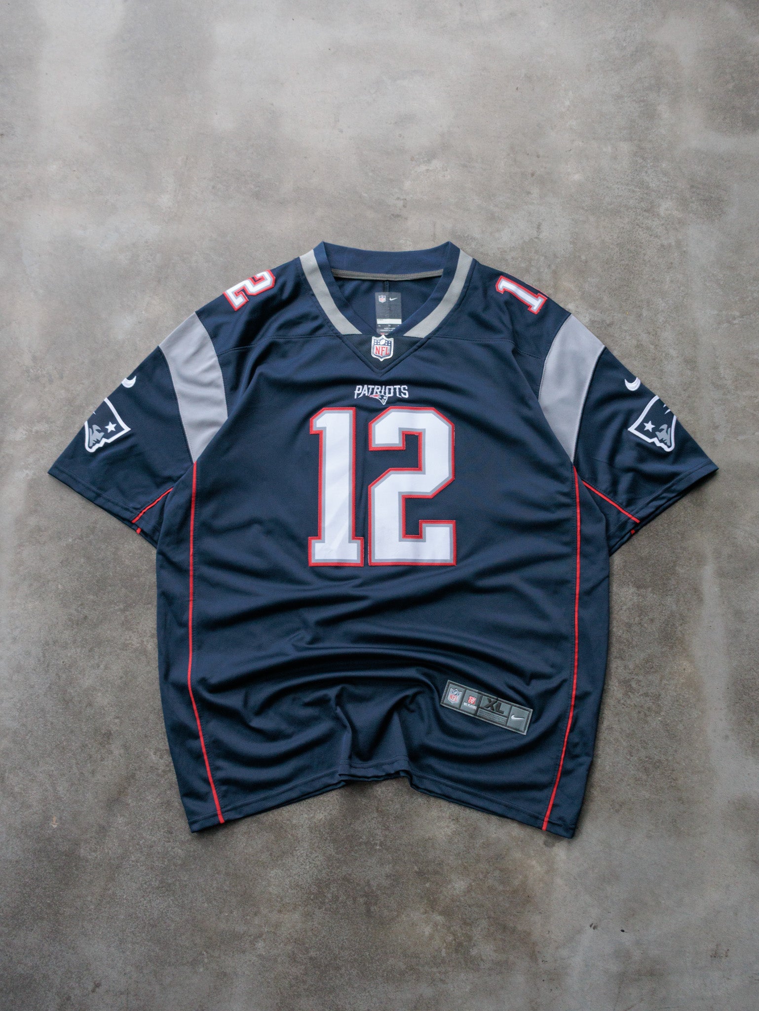 Nike New England Patriots Tom Brady NFL Jersey (XL)