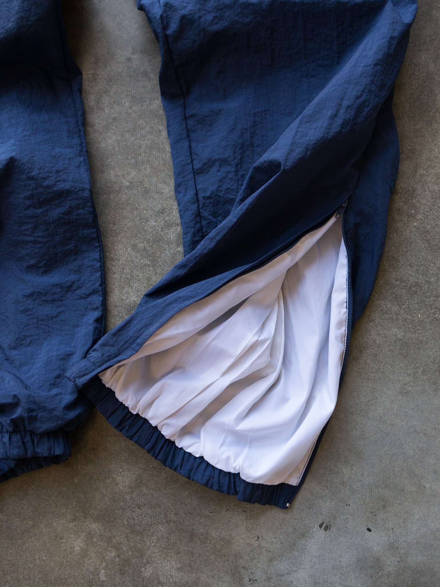 Vintage 90s Navy Nike Track Pants (M)