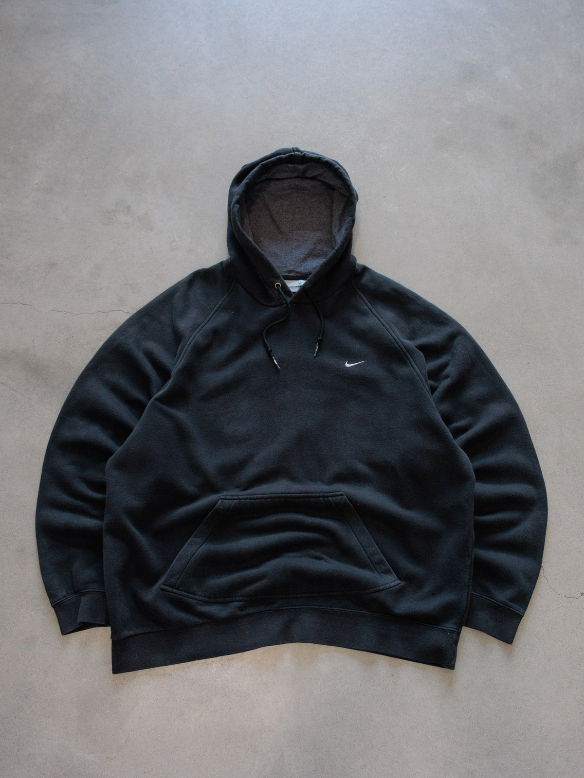 Vintage Black Nike Hoodie (XL)