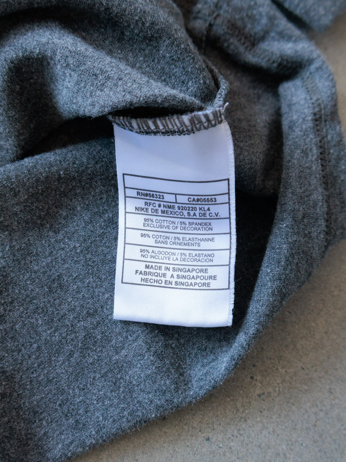 Vintage 00s Grey Nike Hoodie (XL)