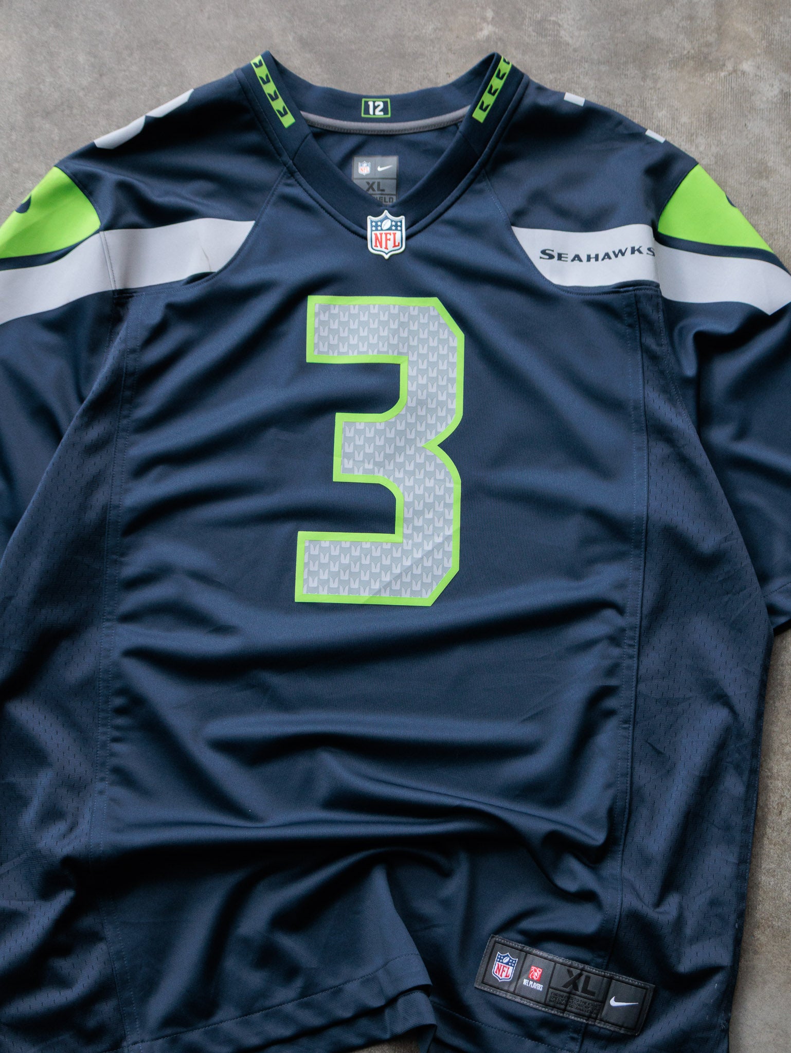 Blue Nike Seattle Seahawks Russell Wilson NFL Jersey (XL)