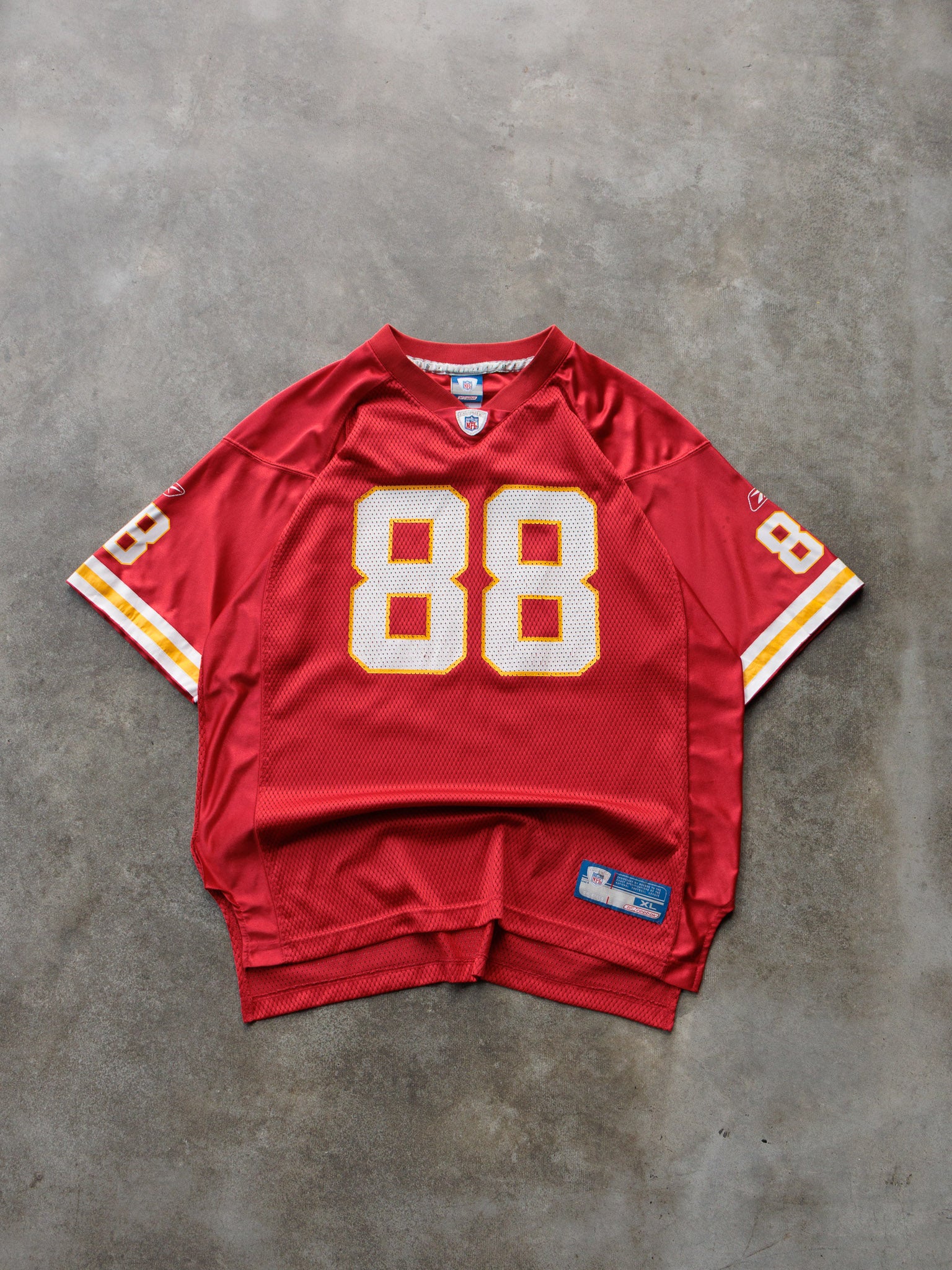 Vintage 00s Reebok Kansas City Chiefs Tony Gonzalez NFL Jersey (18-20Y)
