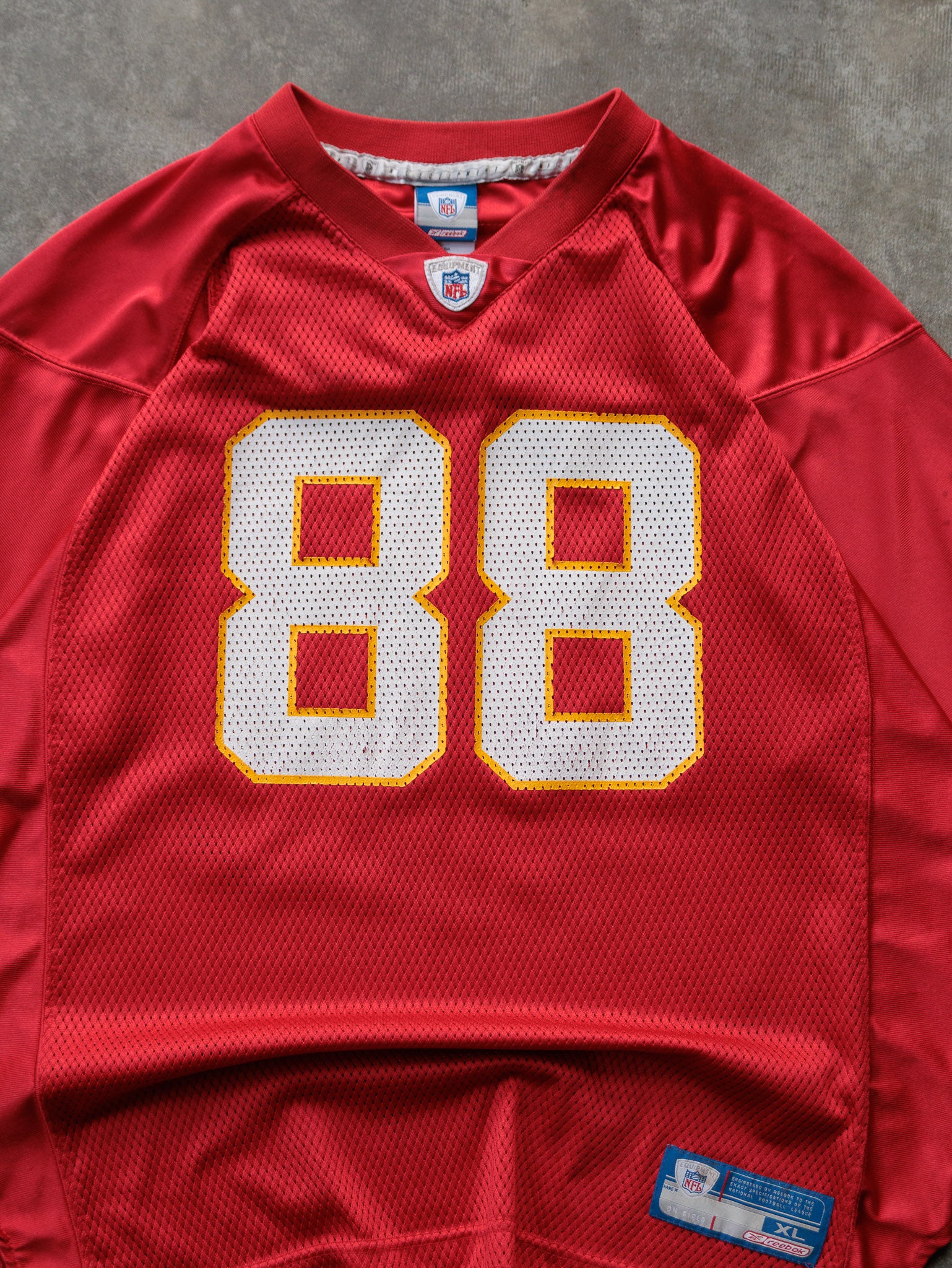 Vintage 00s Reebok Kansas City Chiefs Tony Gonzalez NFL Jersey (18-20Y)