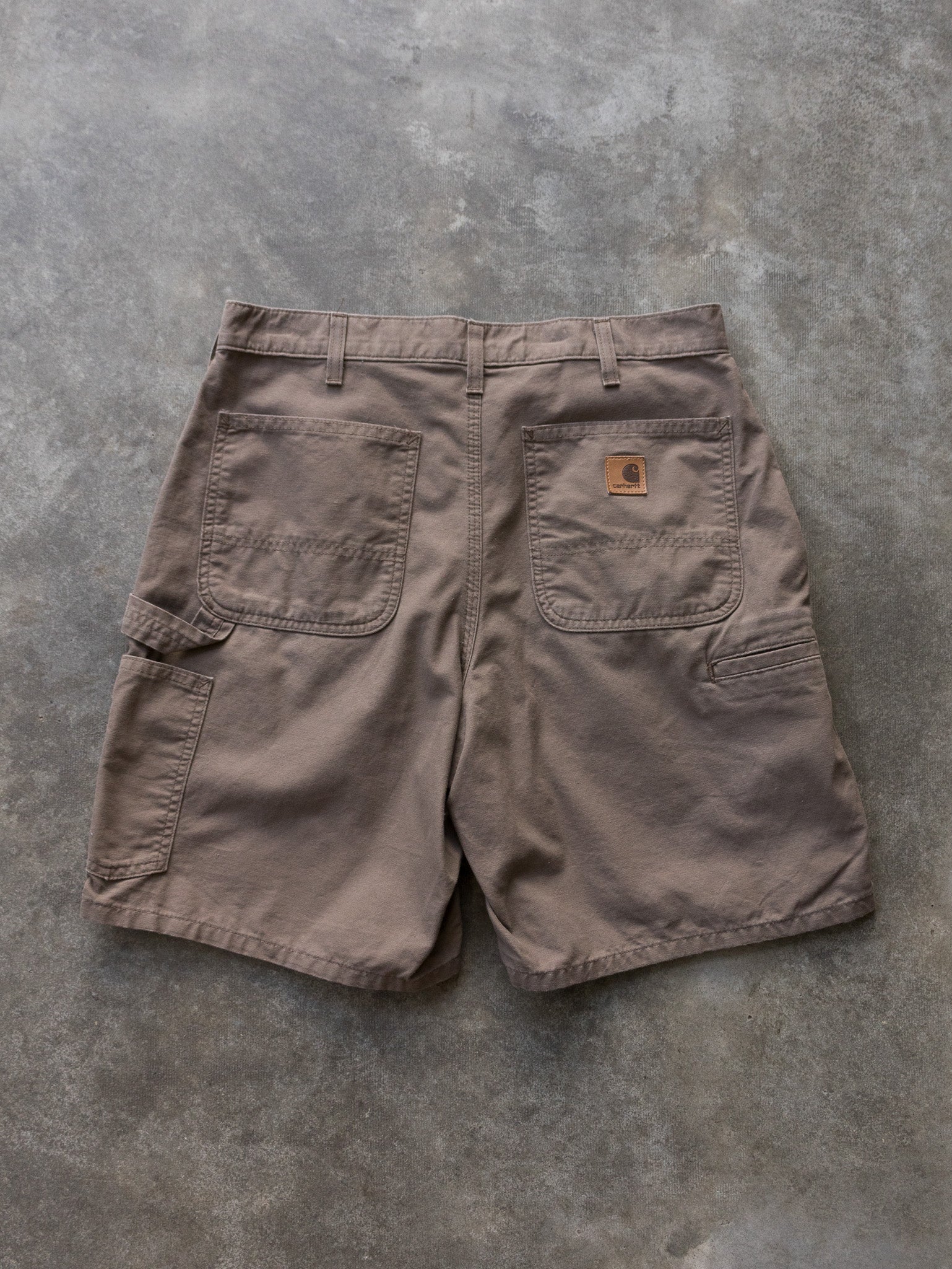 Vintage Brown Carhartt Carpenter Shorts (W32)