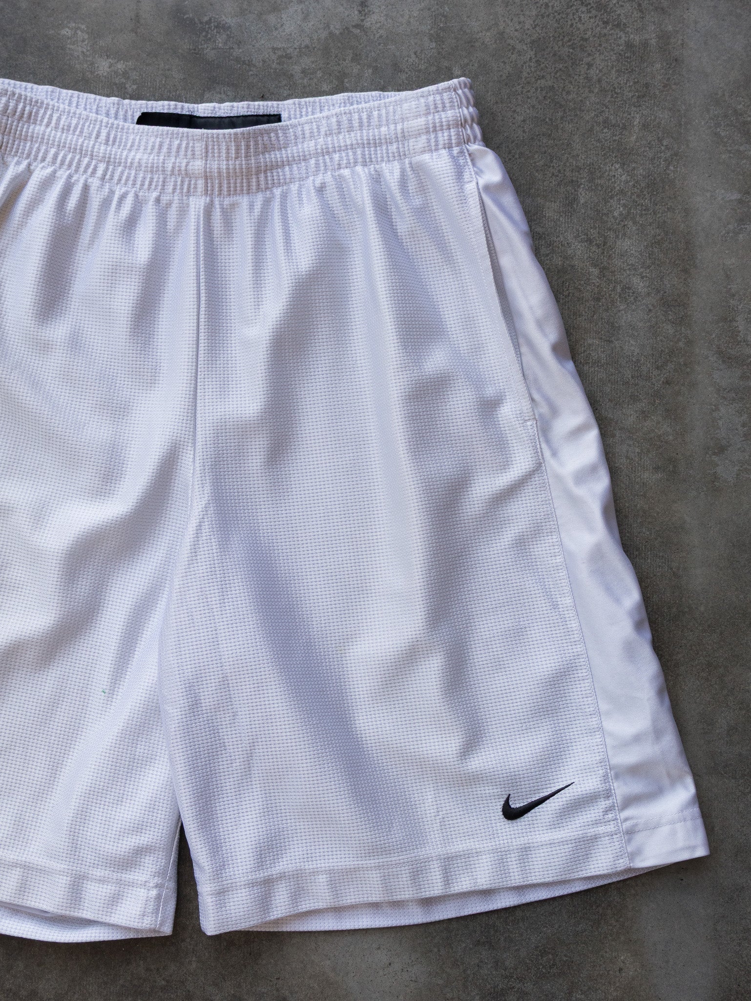 nike basketball shorts vintage