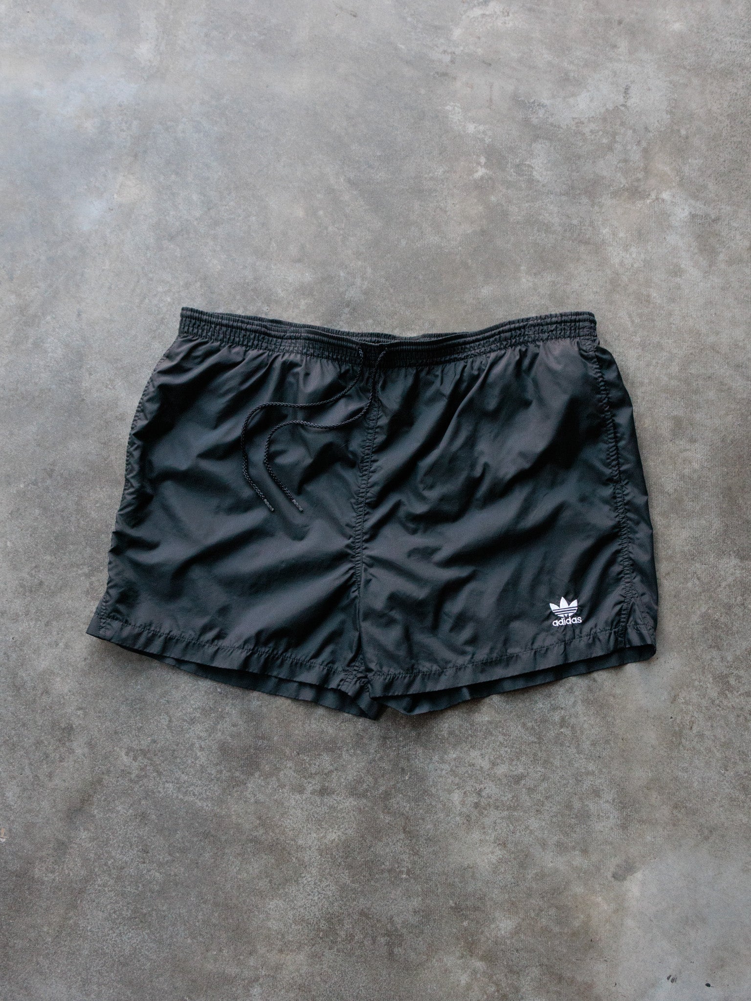 Vintage 00s Black Adidas Shorts (L)