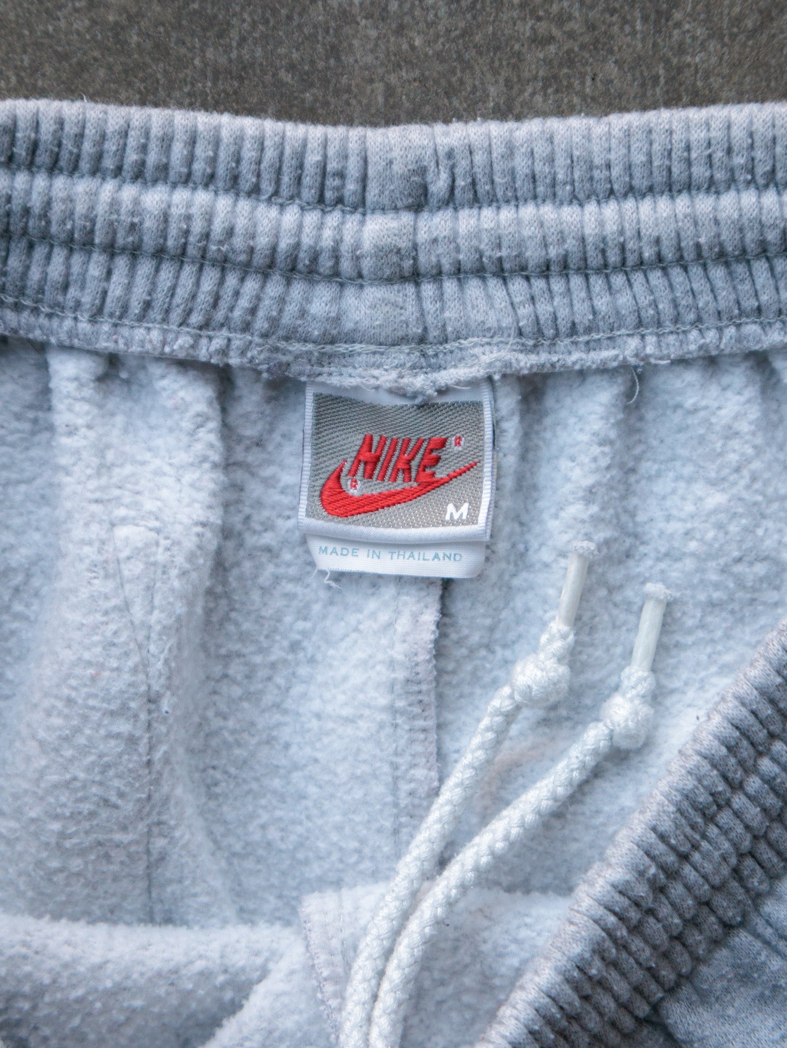 Vintage 00s Grey Nike Sweatpants (M)