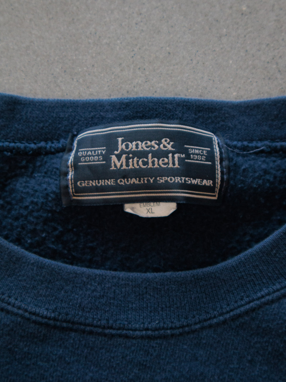 Vintage 90s Navy Boise State Broncos Sweatshirt (XL)