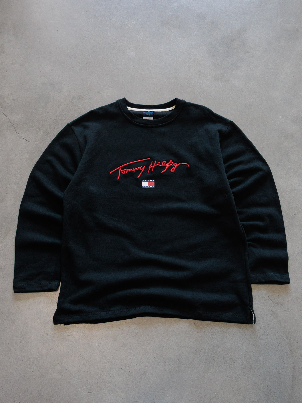 Vintage 00s Black Tommy Jeans Spell Out Long Sleeve Tee (L)