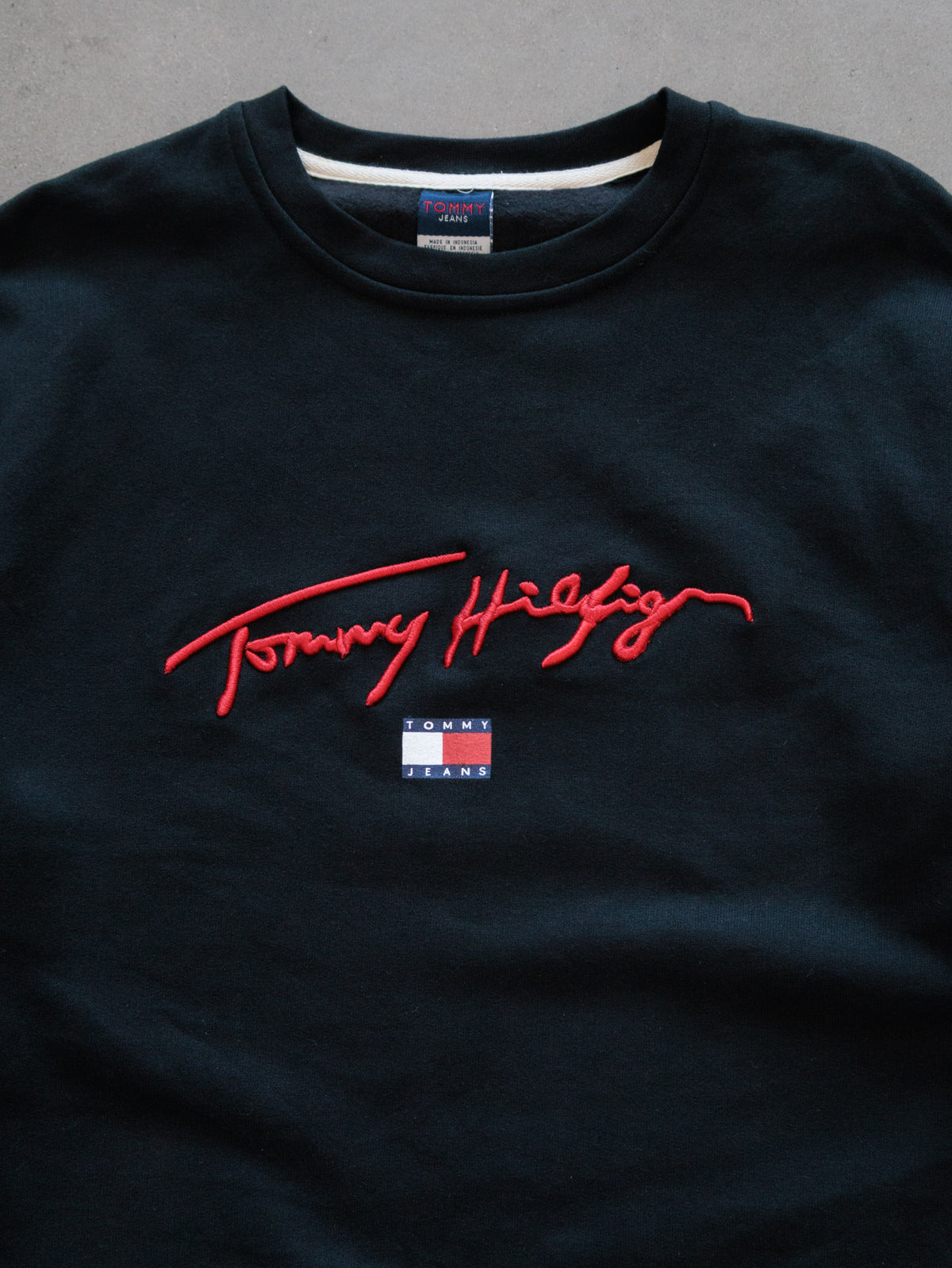 Vintage 00s Black Tommy Jeans Spell Out Long Sleeve Tee (L)