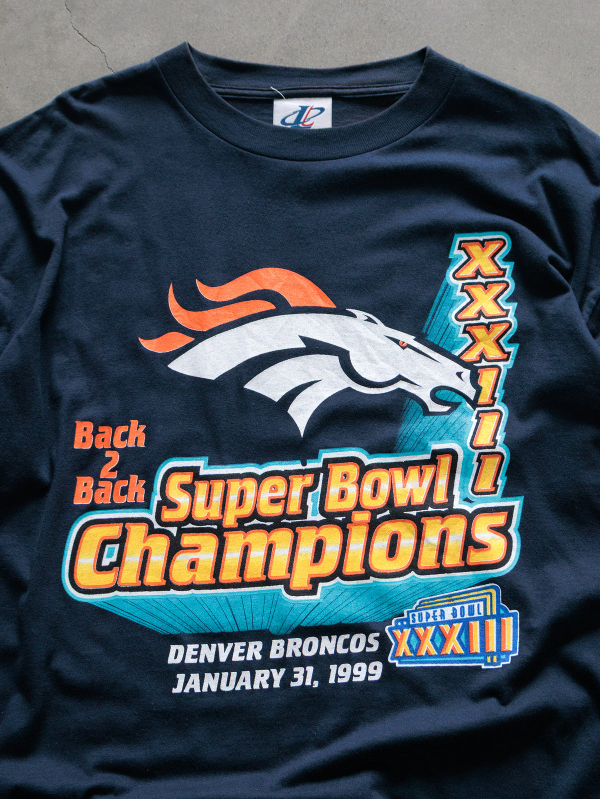 Vintage 1999 Navy Denver Broncos Super Bowl Champions Tee (XL)