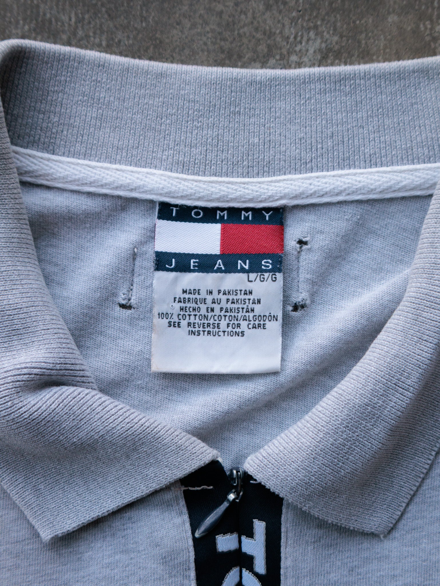 Vintage 90s Grey Tommy Jeans Polo Shirt (L)