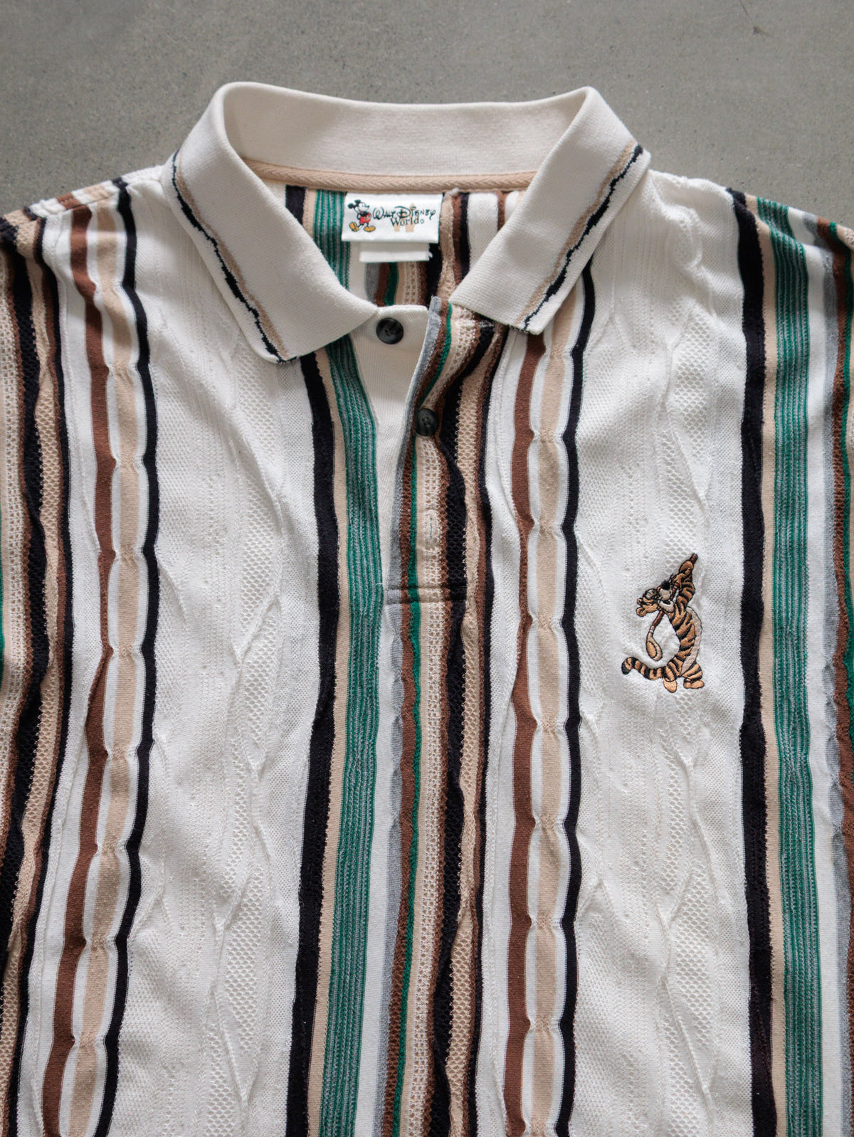 Vintage 90s White Striped Walt Disney World Tigger Polo Shirt (-)
