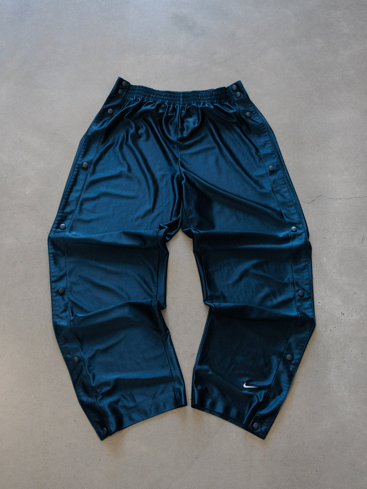 Vintage 00s Navy Nike Snap Track Pants (Women's M)