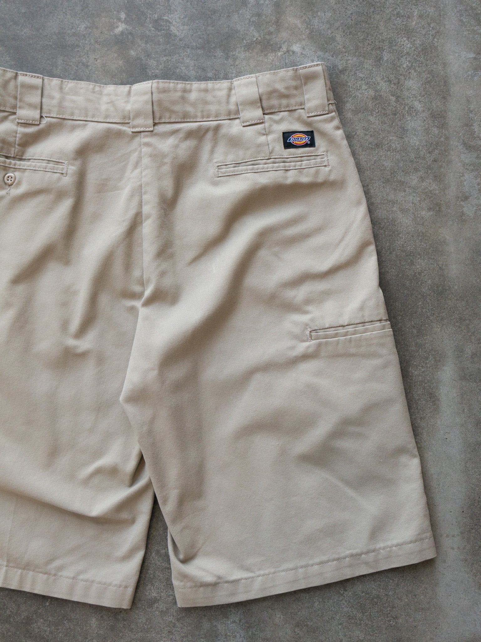 Vintage Khaki Dickies Work Shorts (W36)